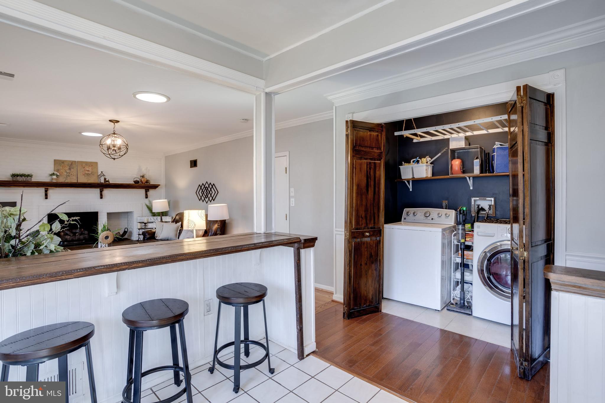 BURKE CENTRE - Residential