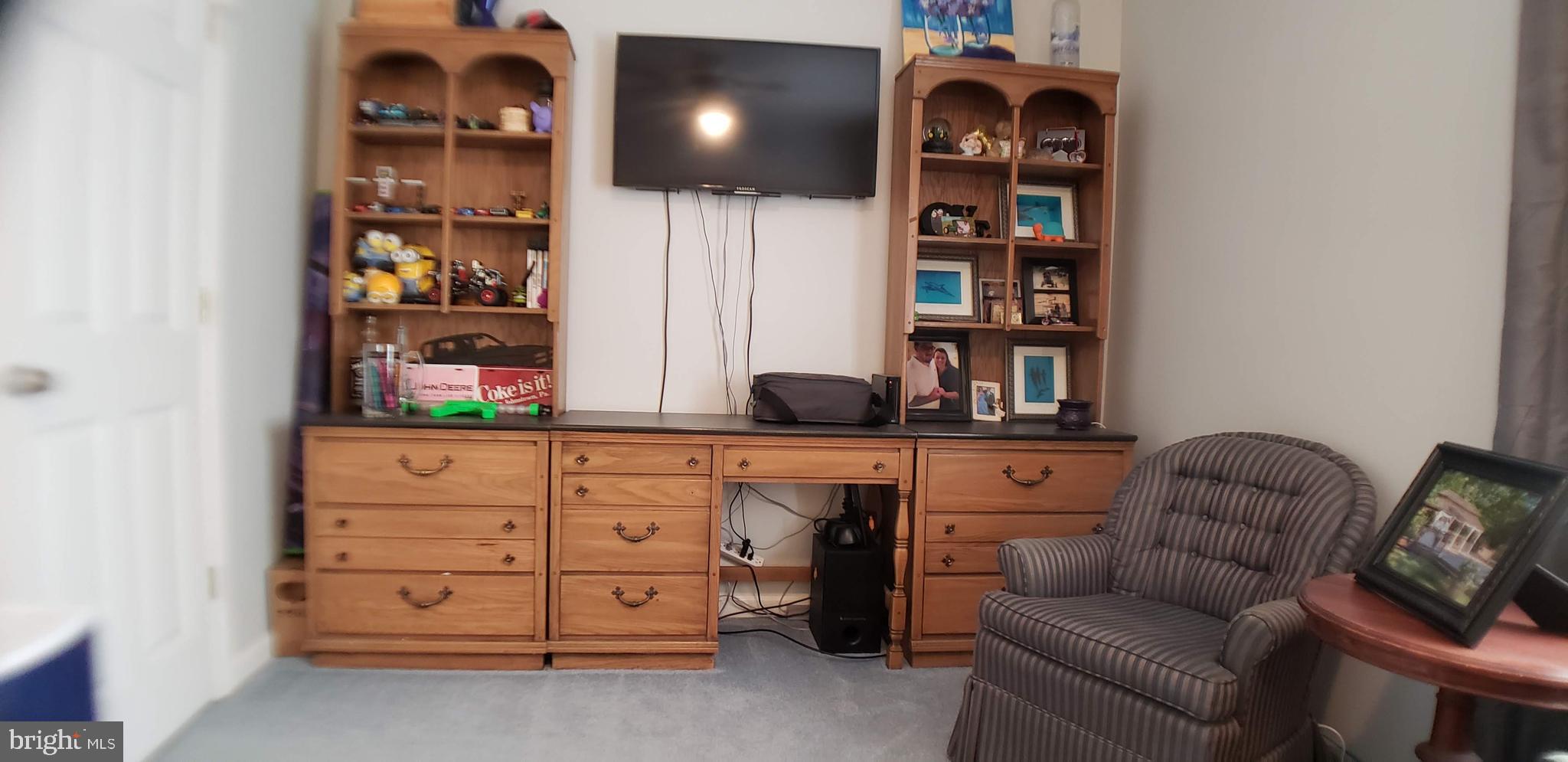 LAKE HOLIDAY ESTATES - Residential