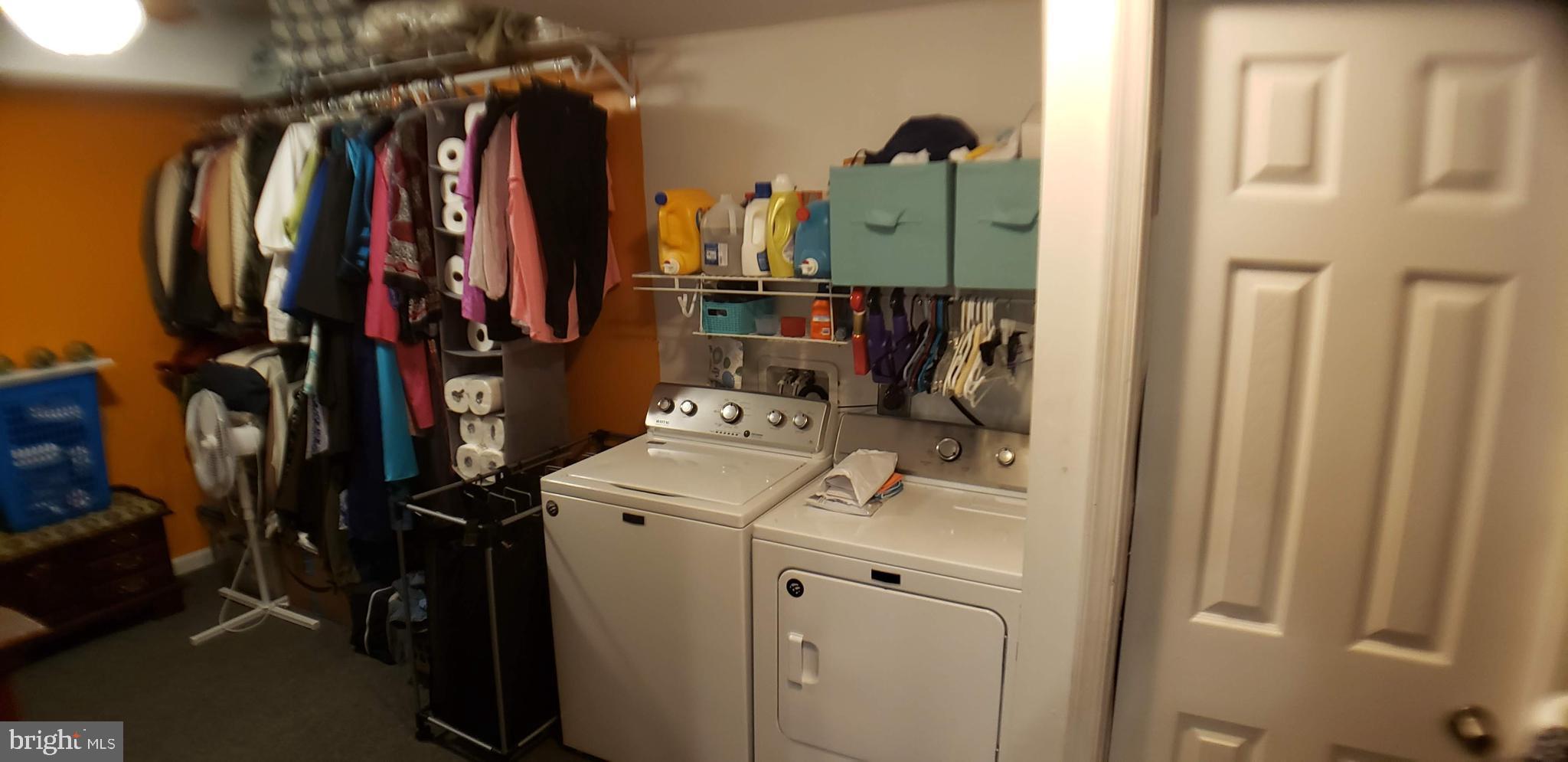 LAKE HOLIDAY ESTATES - Residential