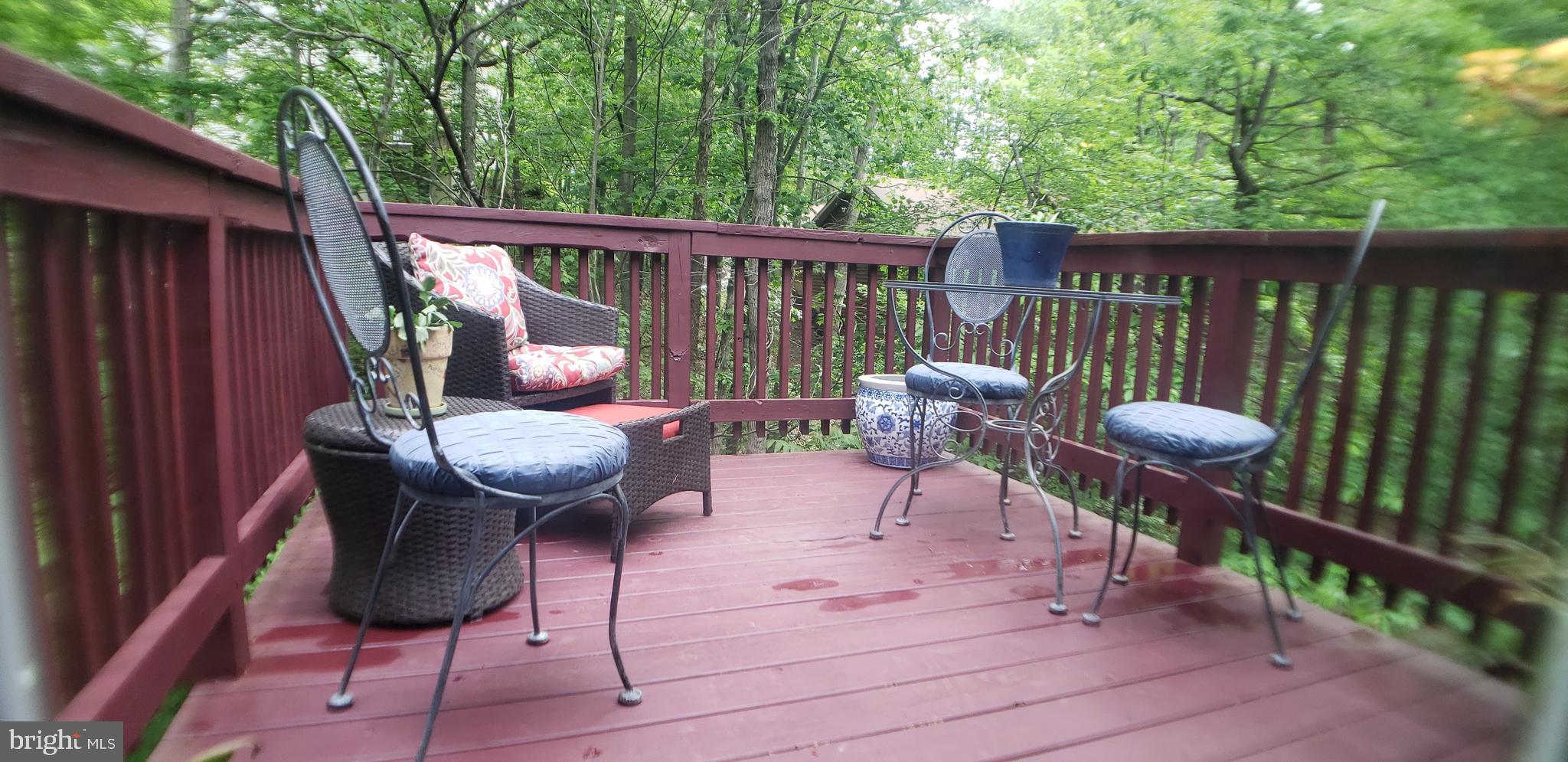 LAKE HOLIDAY ESTATES - Residential