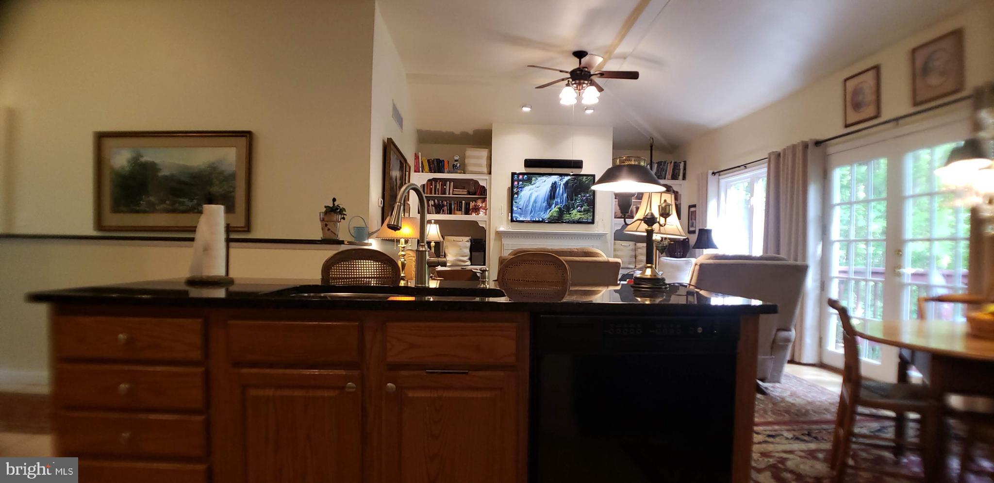 LAKE HOLIDAY ESTATES - Residential