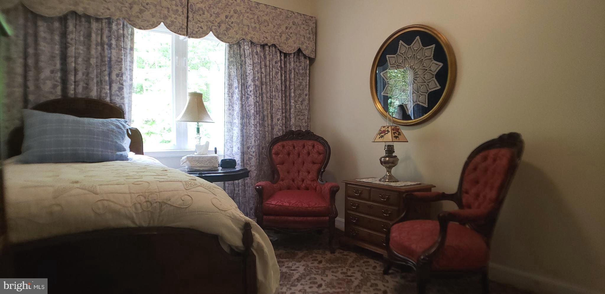 LAKE HOLIDAY ESTATES - Residential