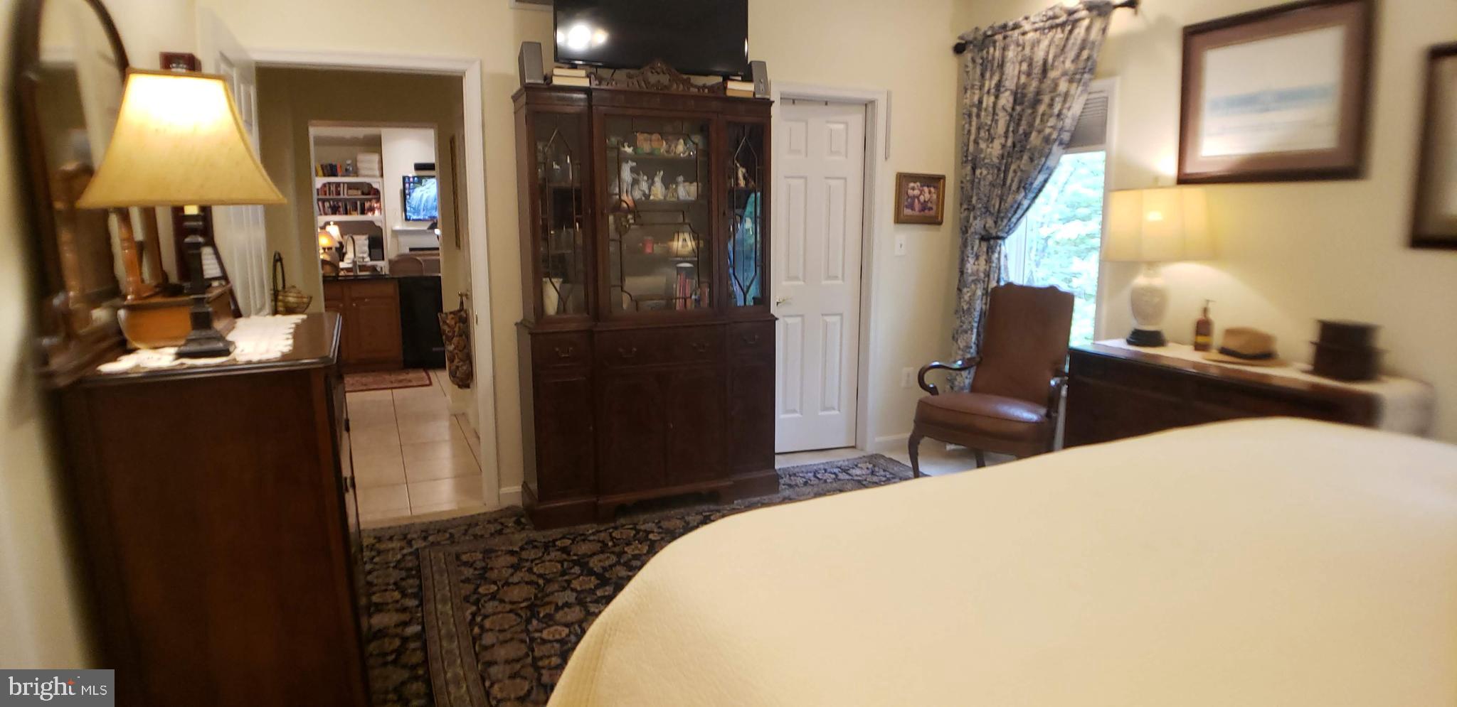 LAKE HOLIDAY ESTATES - Residential