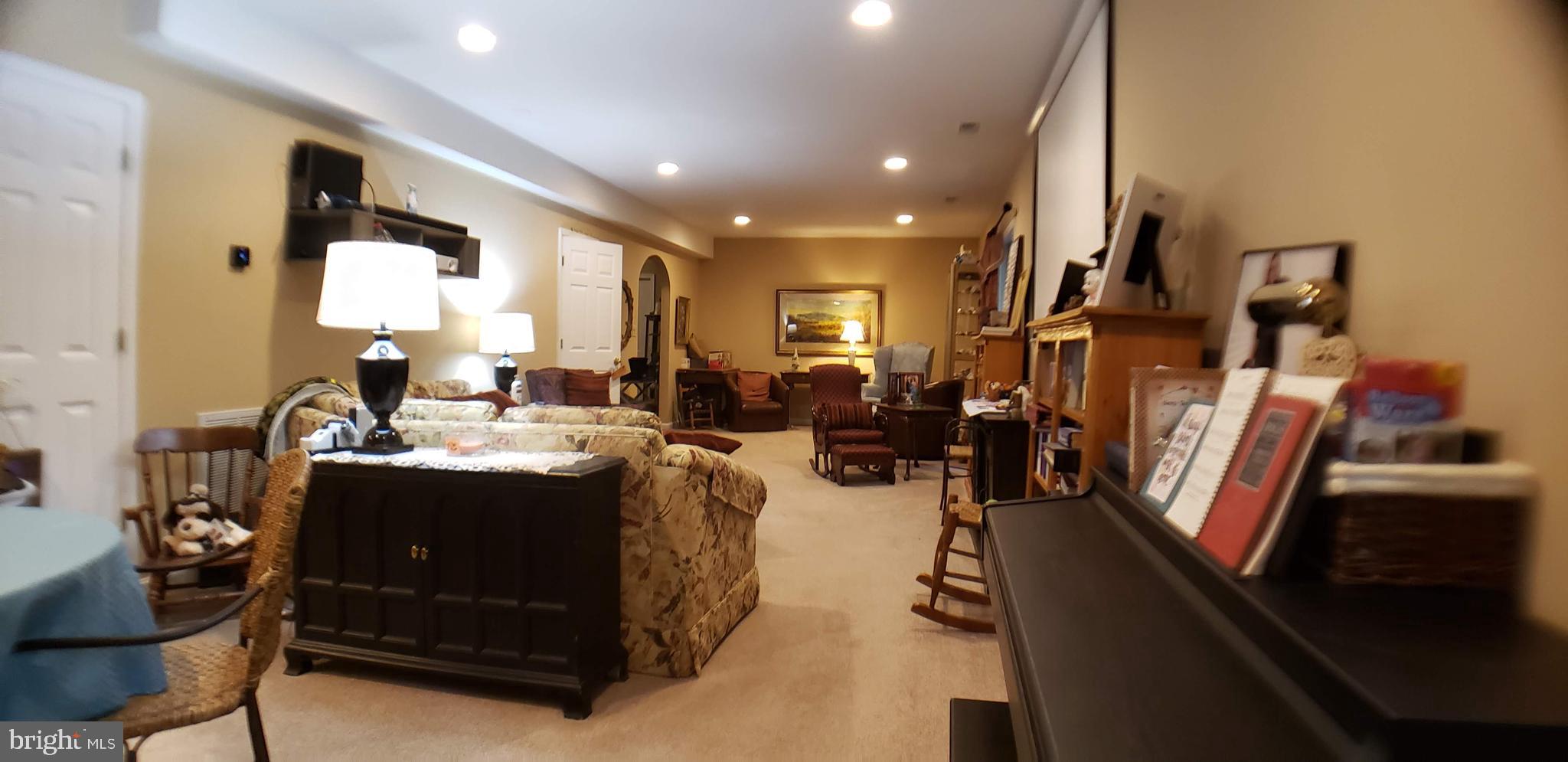 LAKE HOLIDAY ESTATES - Residential