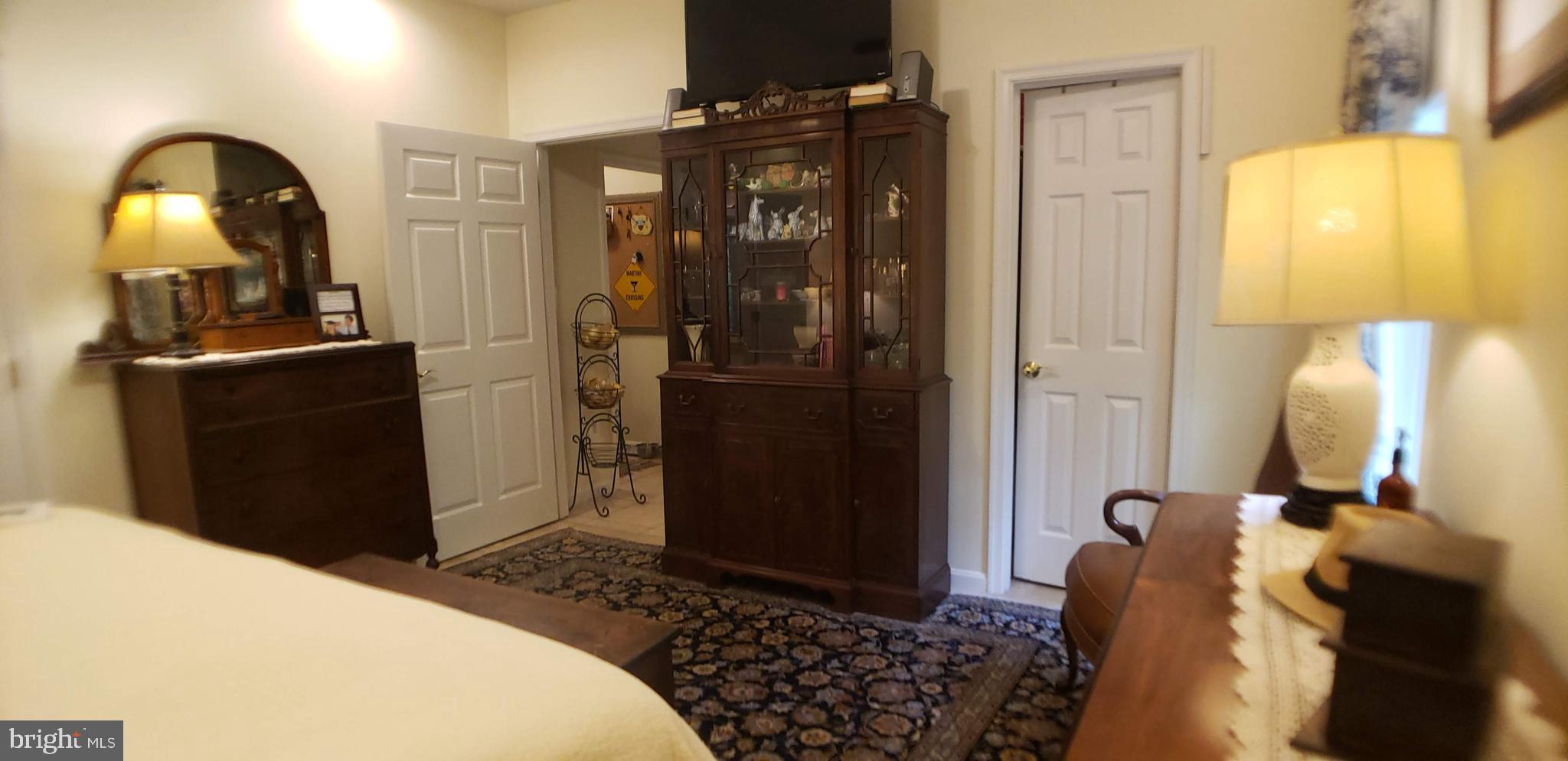 LAKE HOLIDAY ESTATES - Residential