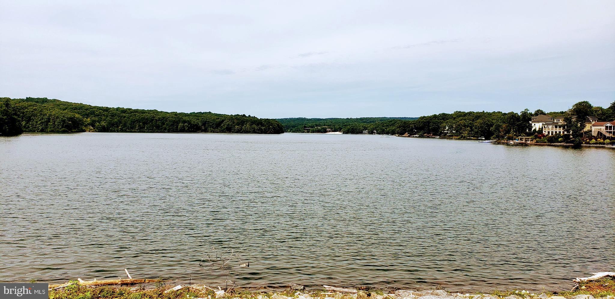 LAKE HOLIDAY ESTATES - Residential