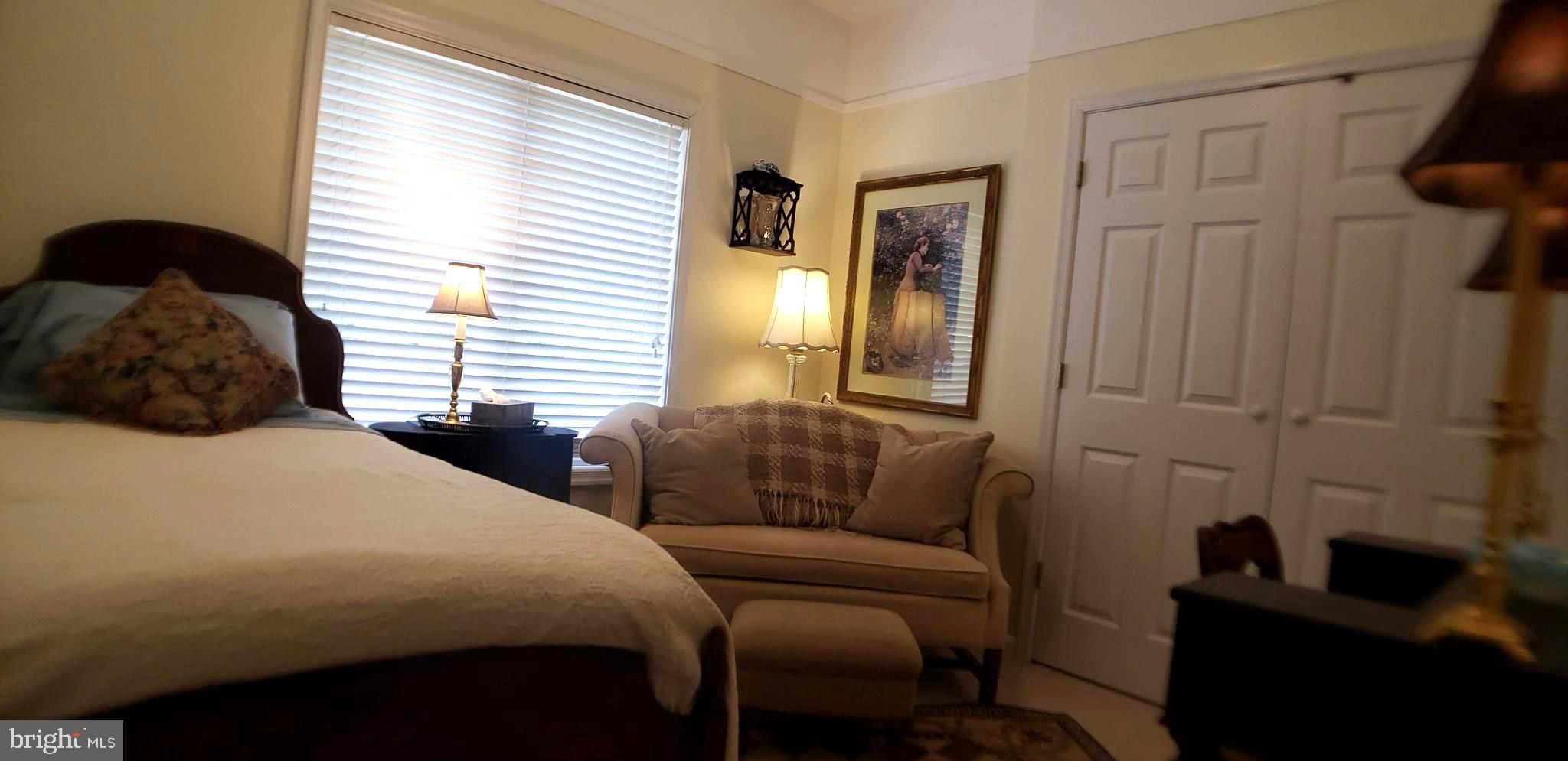 LAKE HOLIDAY ESTATES - Residential