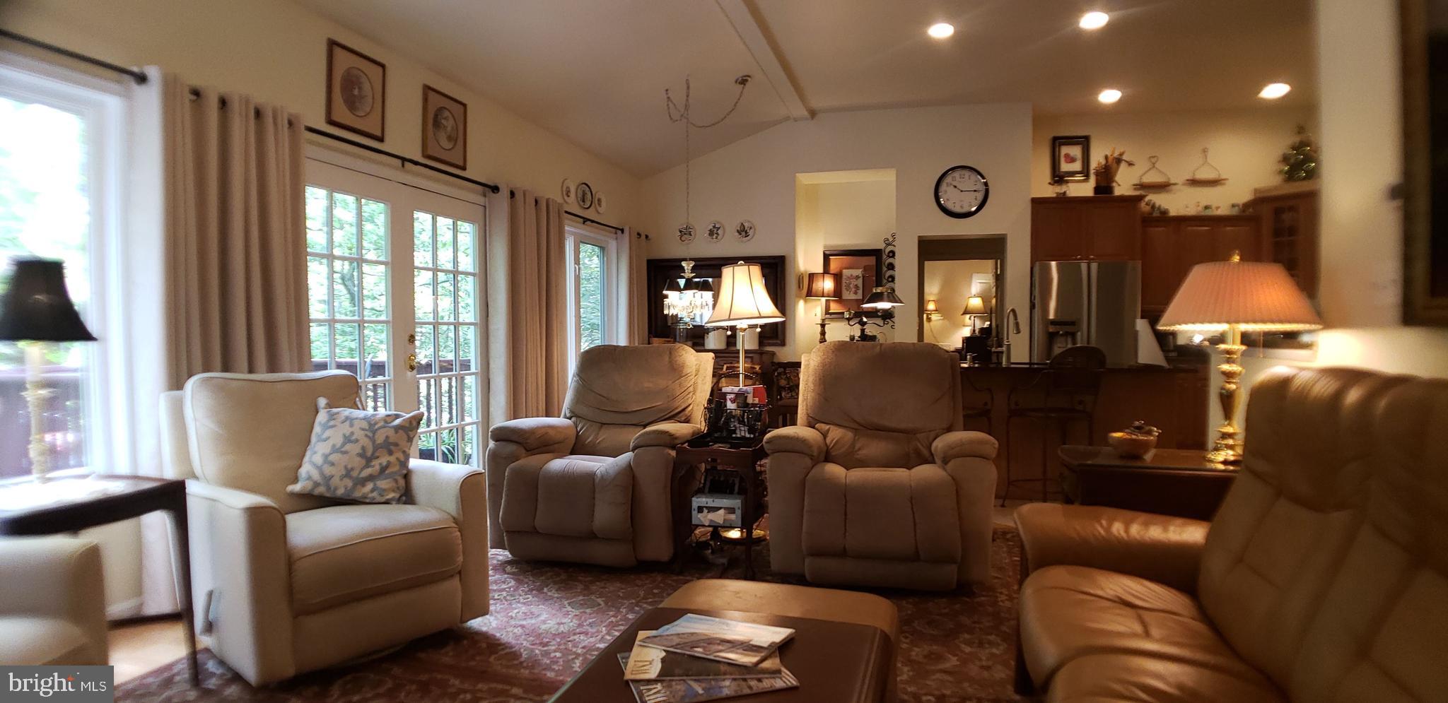 LAKE HOLIDAY ESTATES - Residential