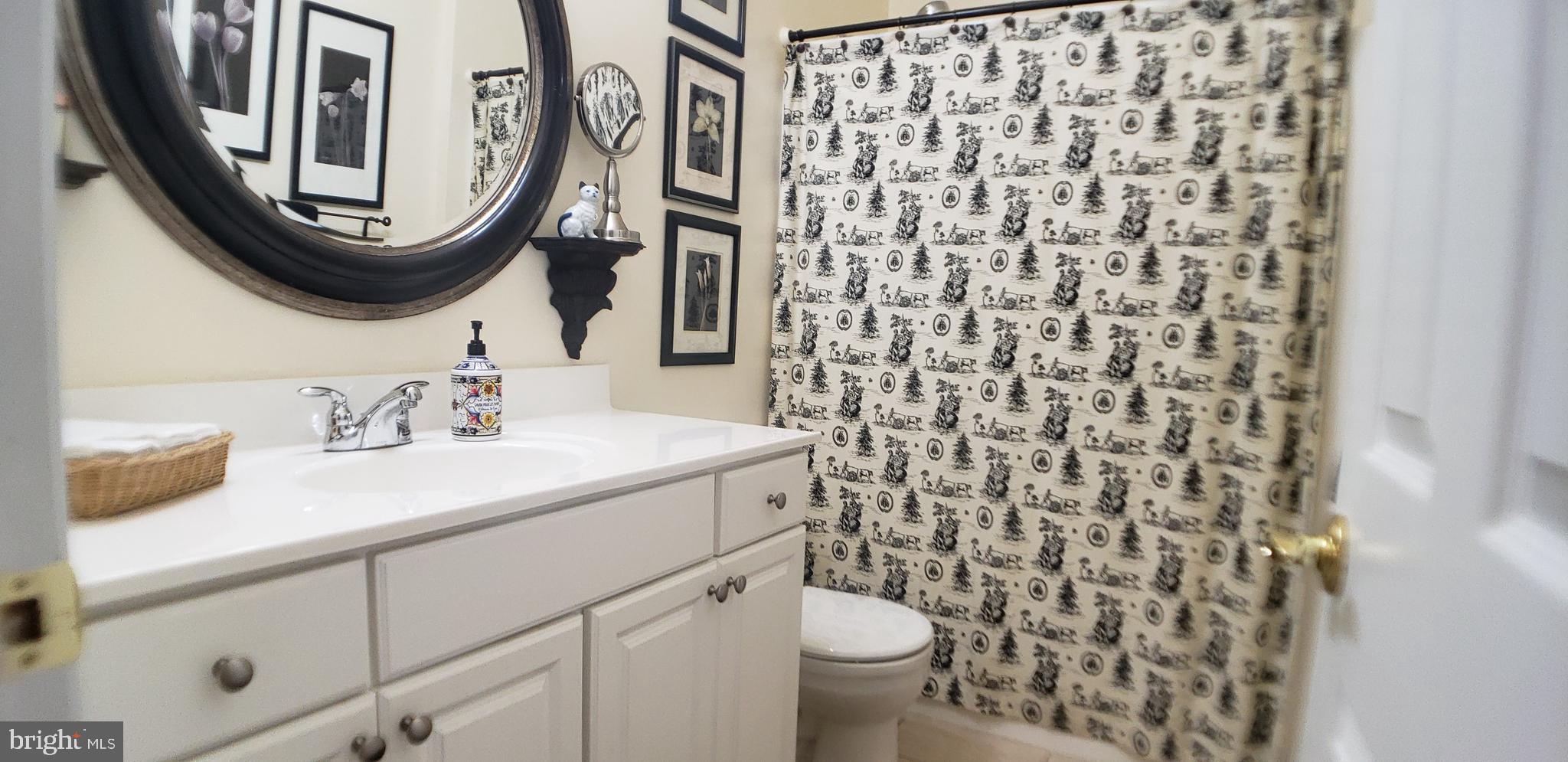 LAKE HOLIDAY ESTATES - Residential