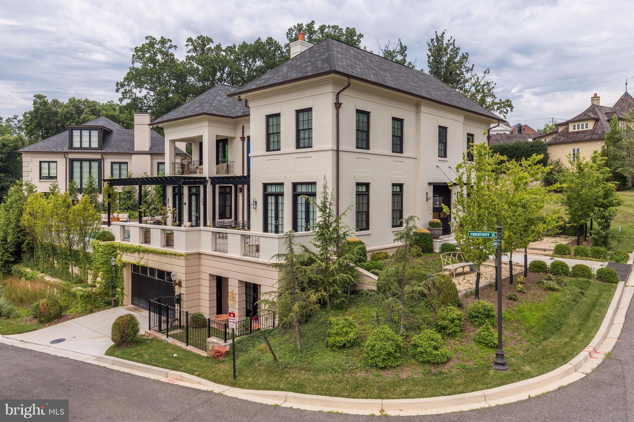 PHILLIPS PARK - Residential