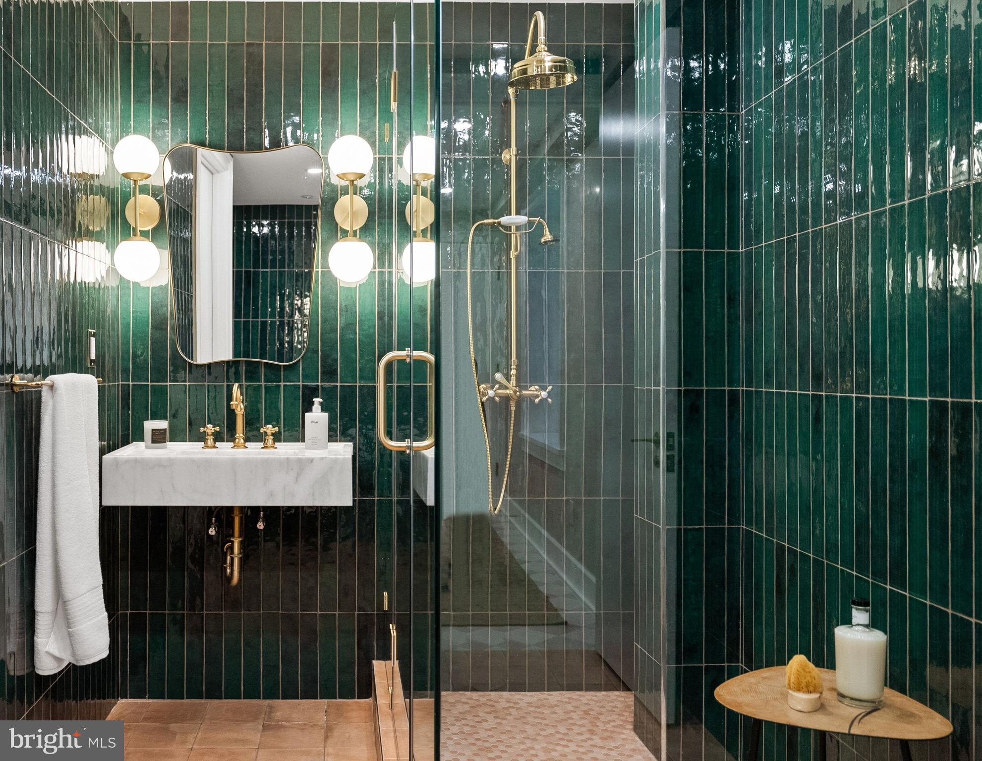 LOGAN CIRCLE - Residential