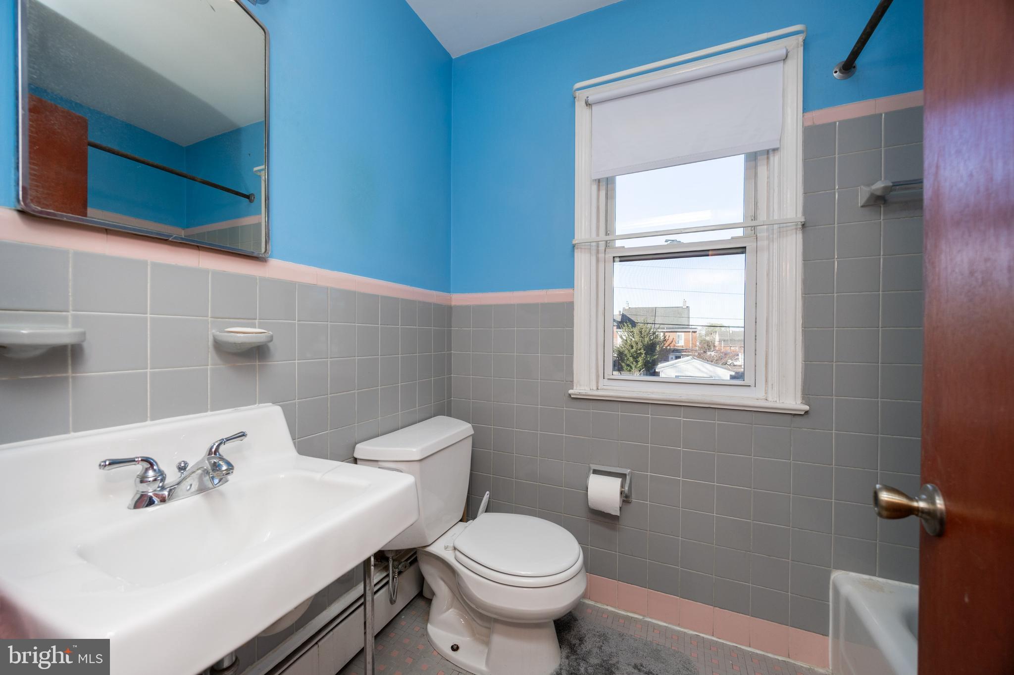 LANSDALE - Residential