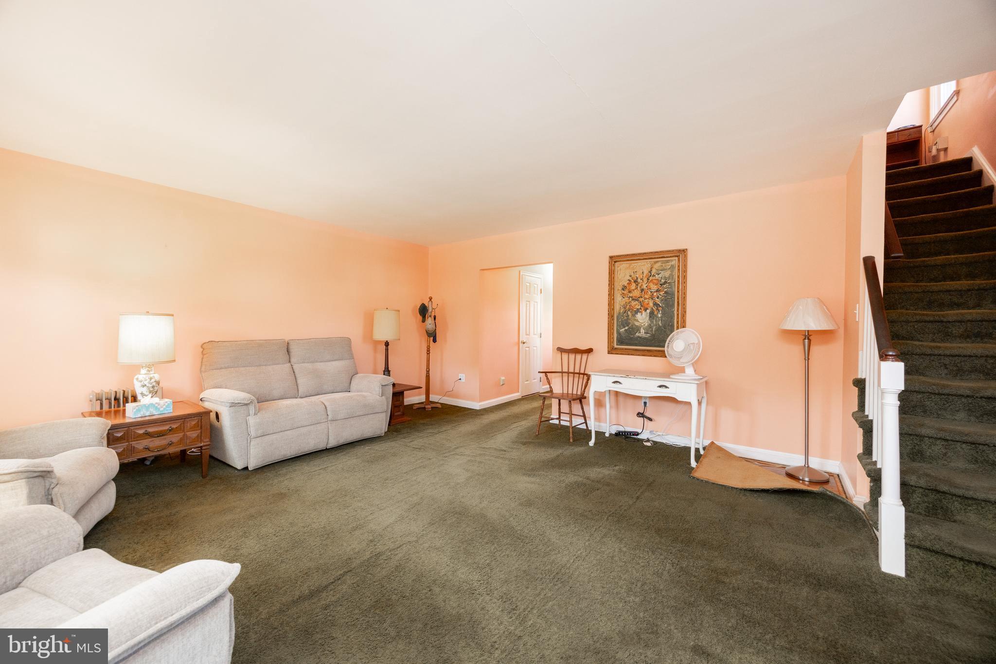 LANSDALE - Residential