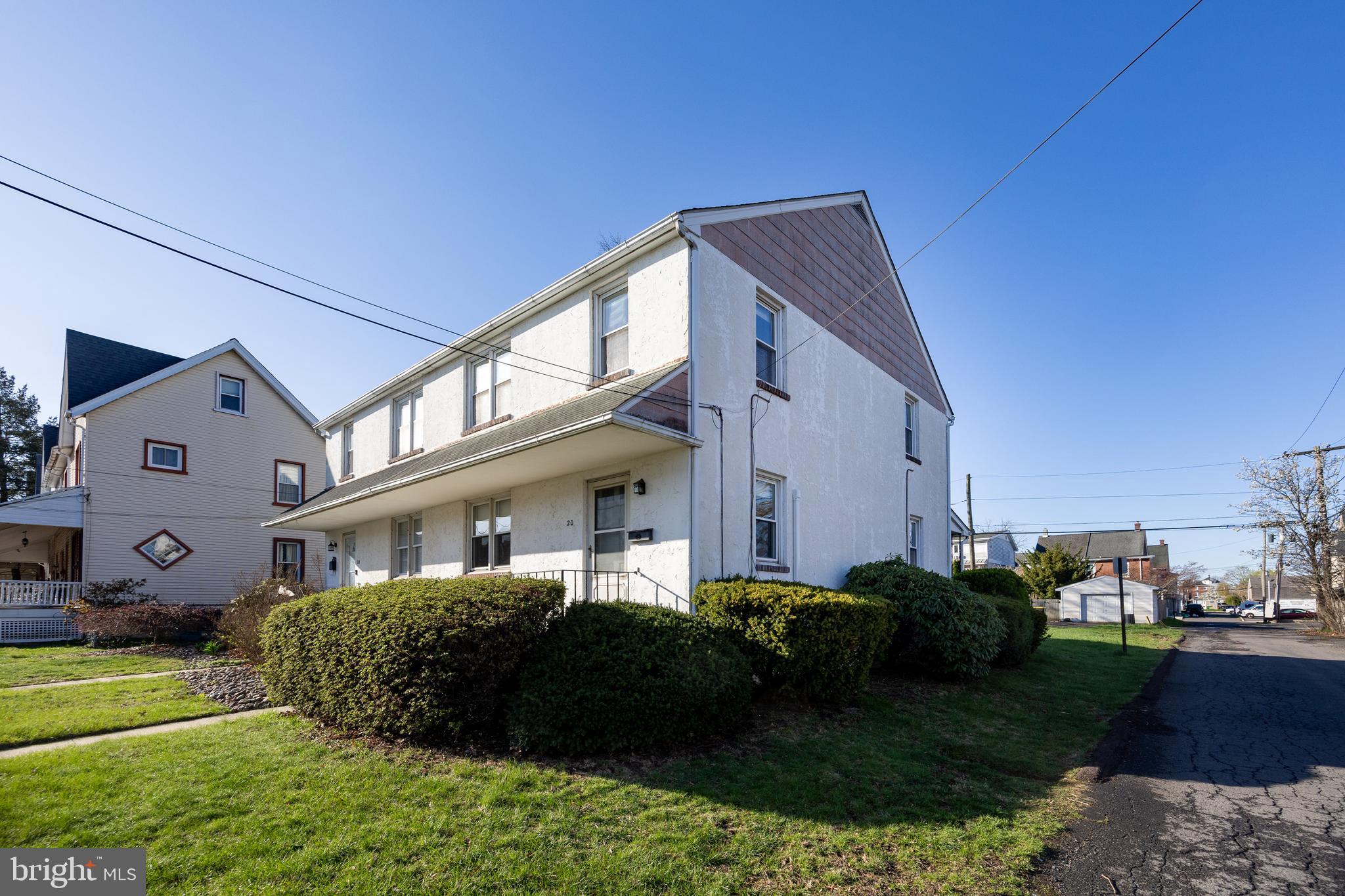 LANSDALE - Residential
