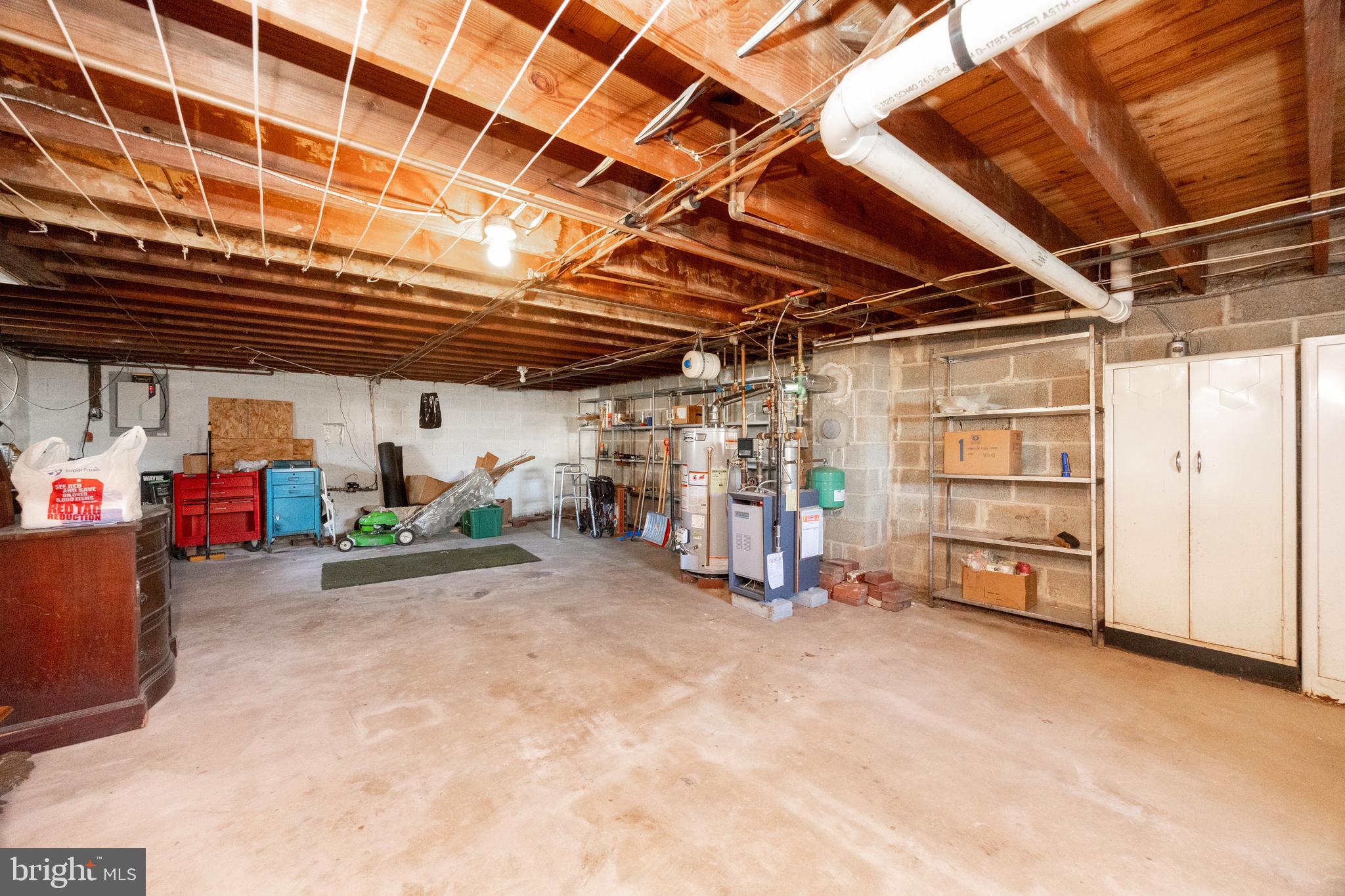 LANSDALE - Residential