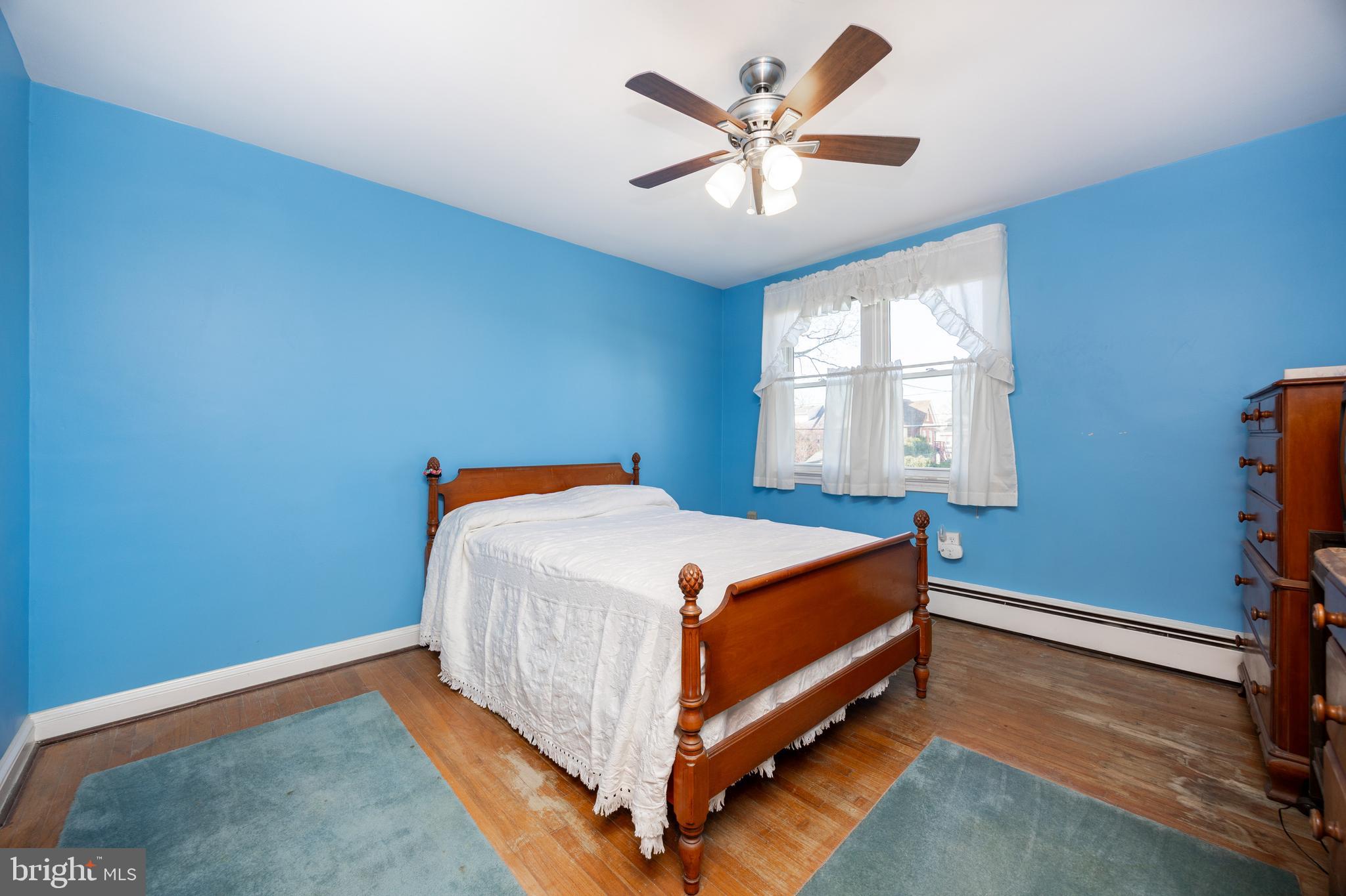 LANSDALE - Residential