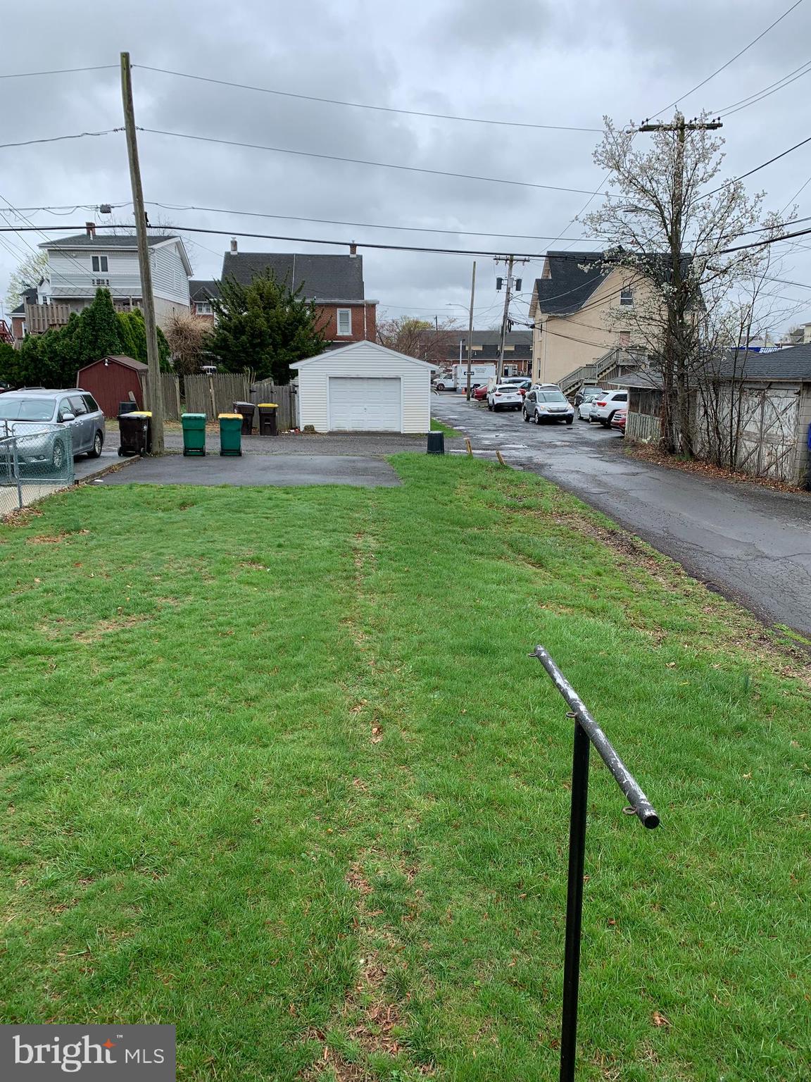 LANSDALE - Residential