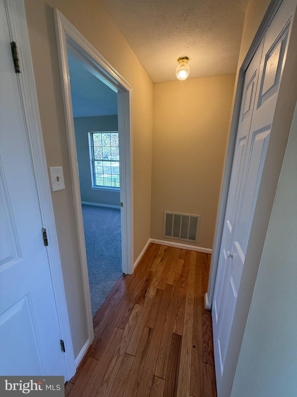 BRIMFIELD - Residential