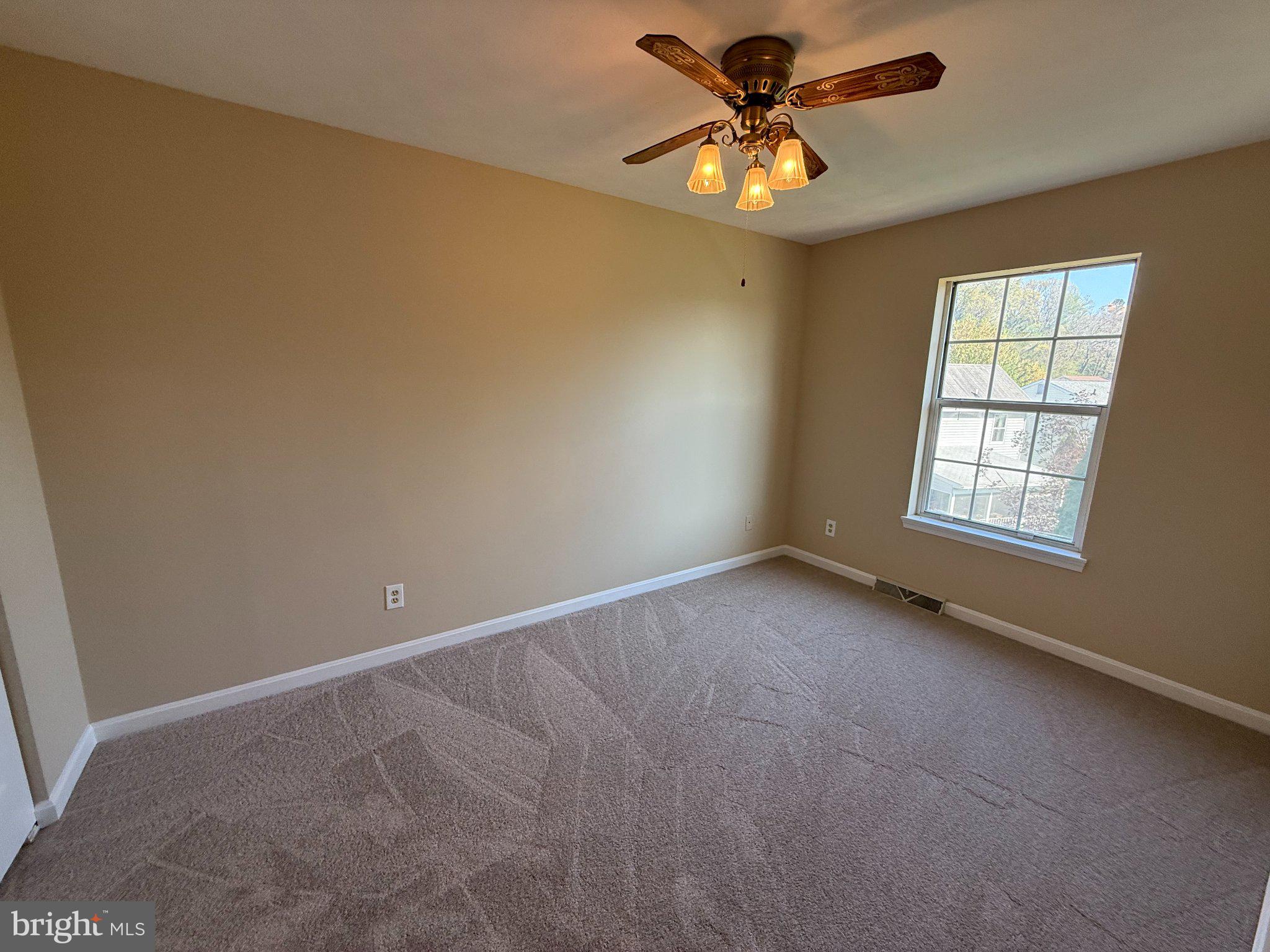 BRIMFIELD - Residential