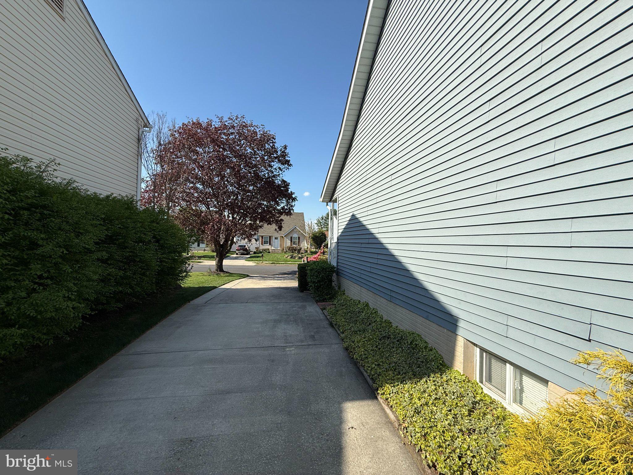 BRIMFIELD - Residential