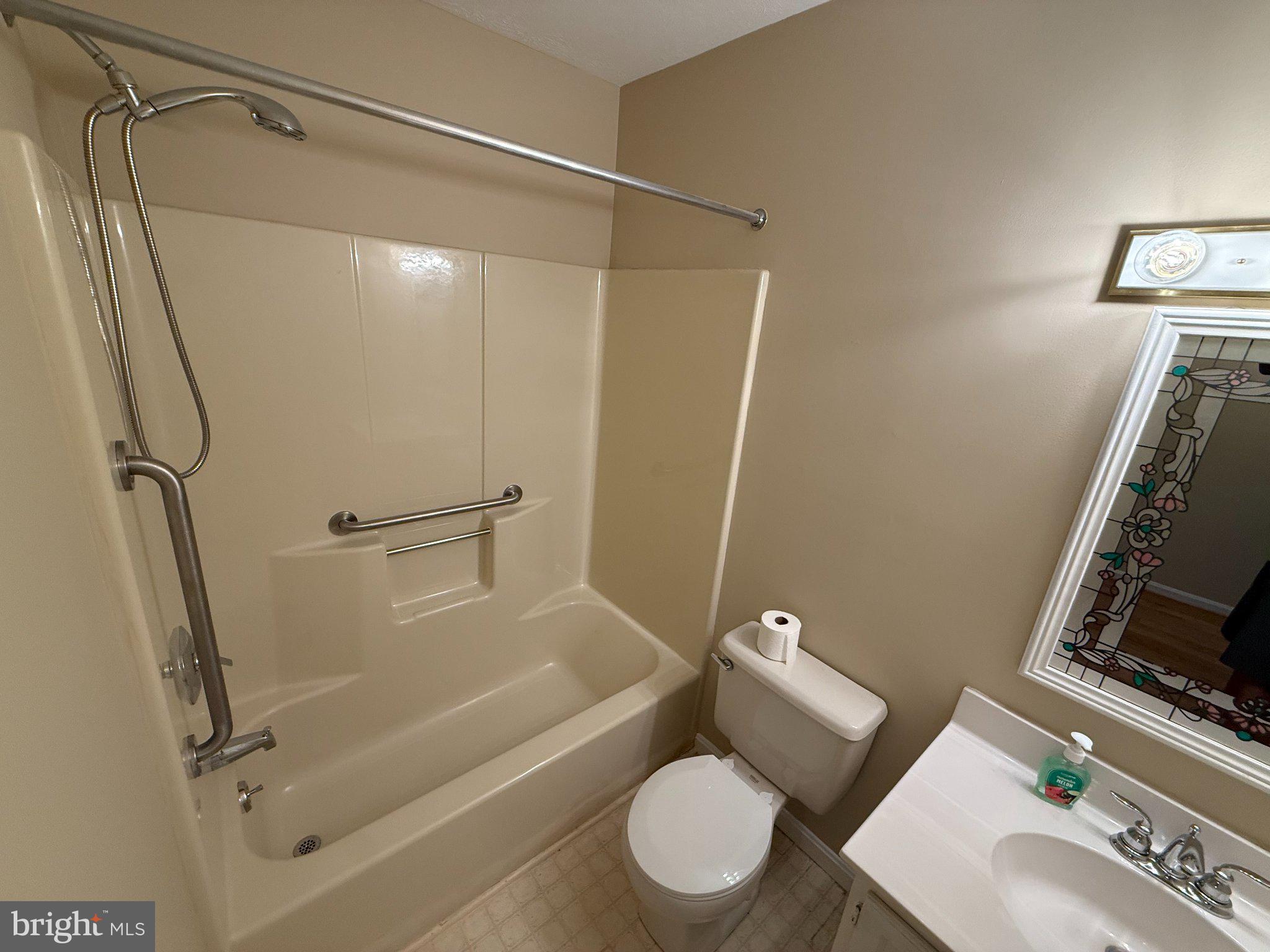 BRIMFIELD - Residential