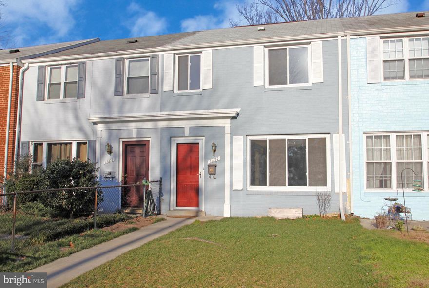 Spectacular 3 bedroom updated townhome. New carpets, freshly painted, tiled & more. Updated kitchen appliances & granite counters. Lots of great natural light. Hardwood floors in all bedrooms. Amazing location near Shirlington, Old Town, Bradlee Shopping Centre for shopping and dining experiences. Close to 395 & DC which is ideal for commuters. Owner is a licensed RE agent. CBC w/ pets!