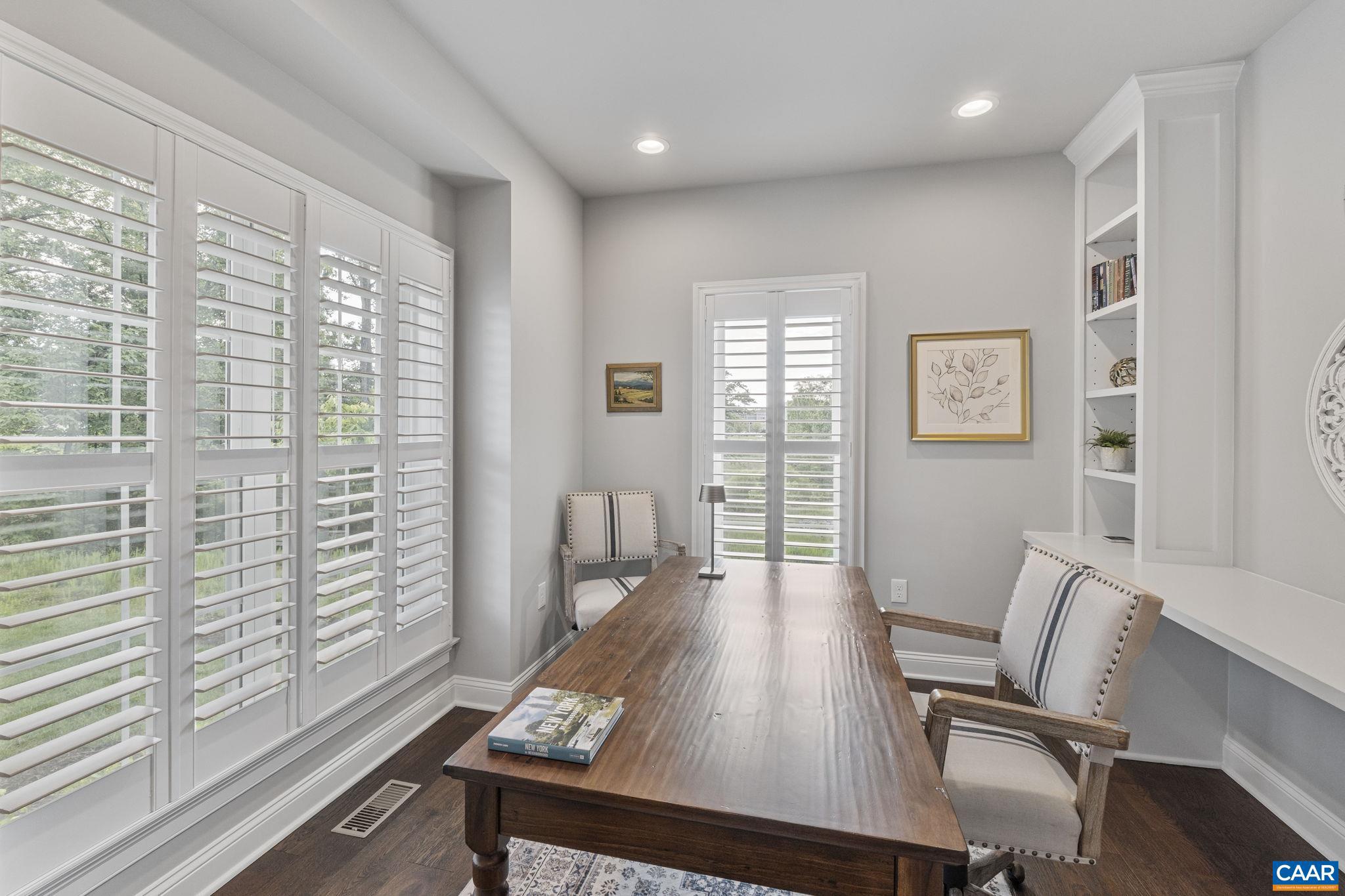 OLD TRAIL - Residential