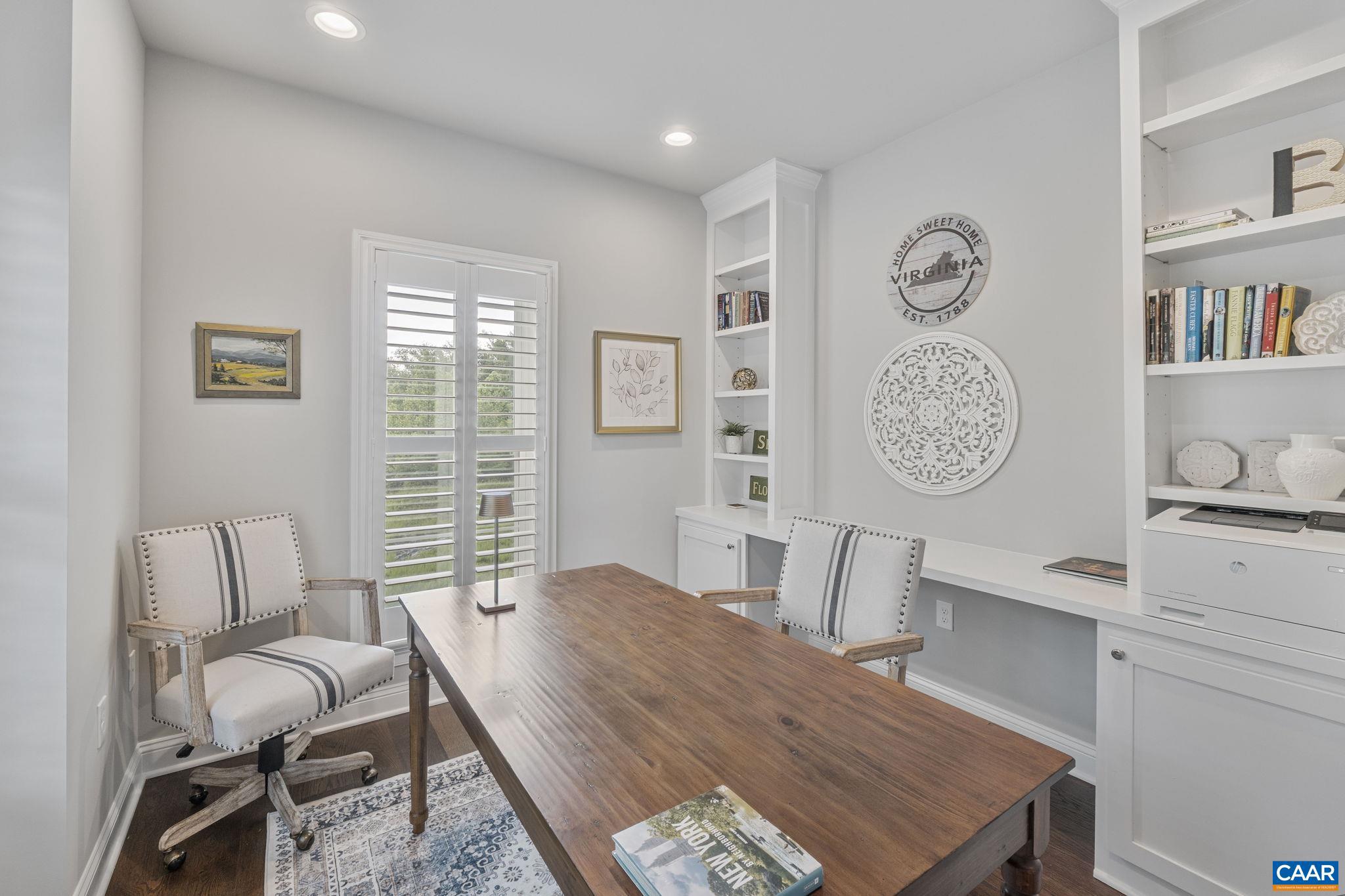 OLD TRAIL - Residential