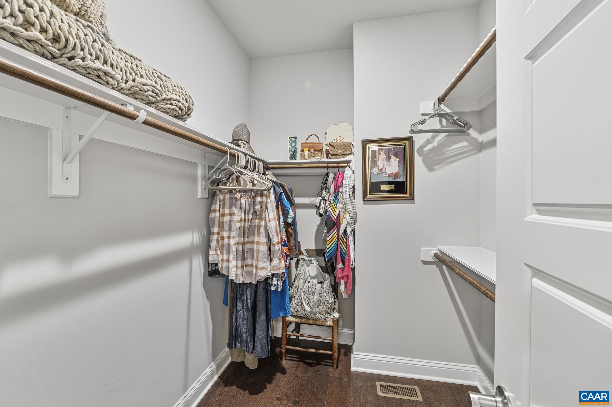 OLD TRAIL - Residential