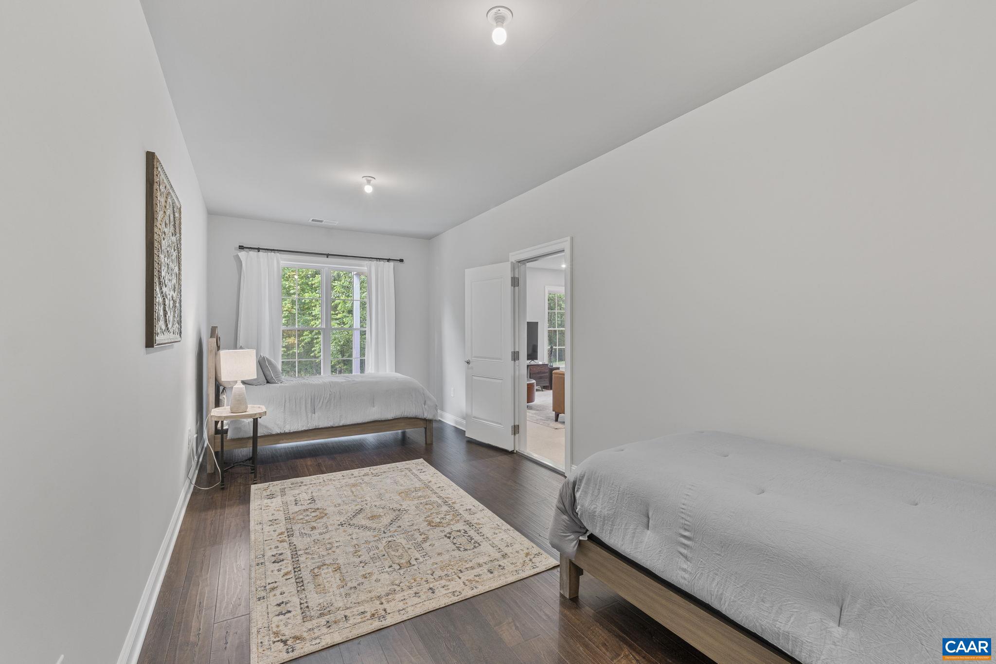 OLD TRAIL - Residential