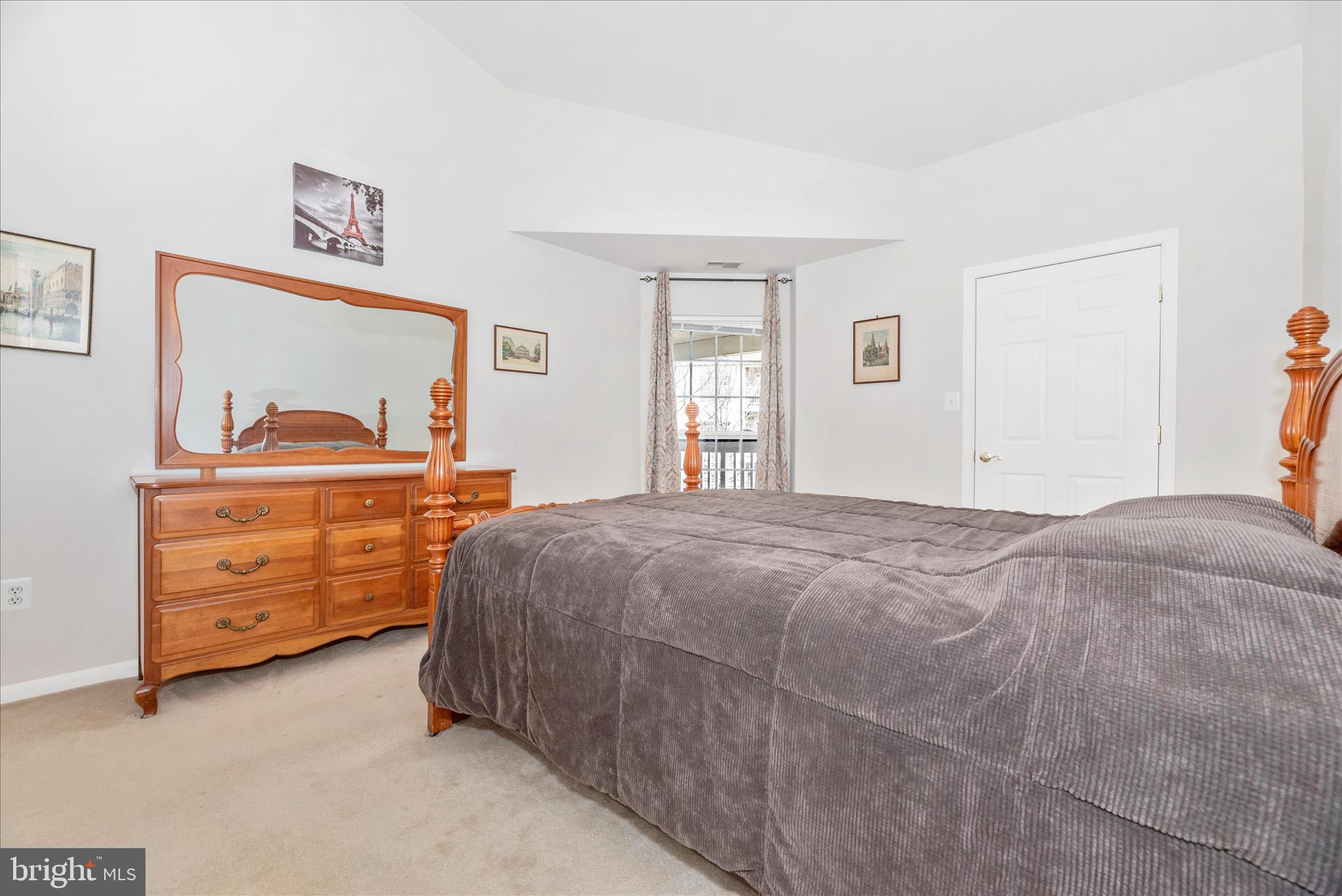 RIDGEVIEW - Residential