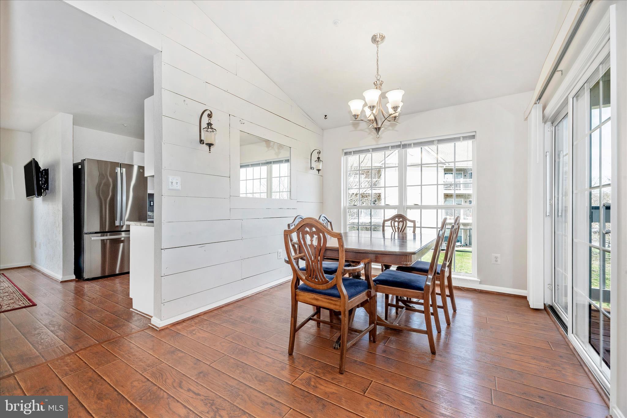 RIDGEVIEW - Residential