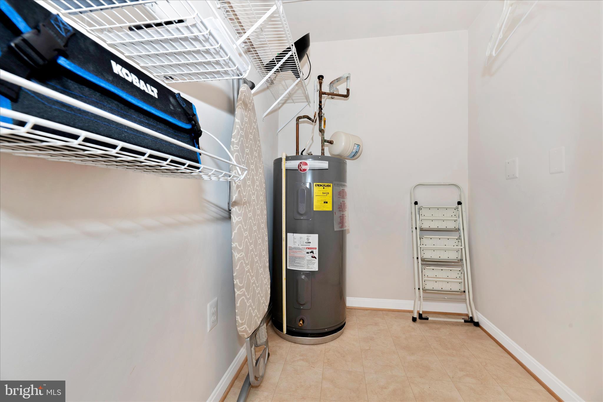 RIDGEVIEW - Residential