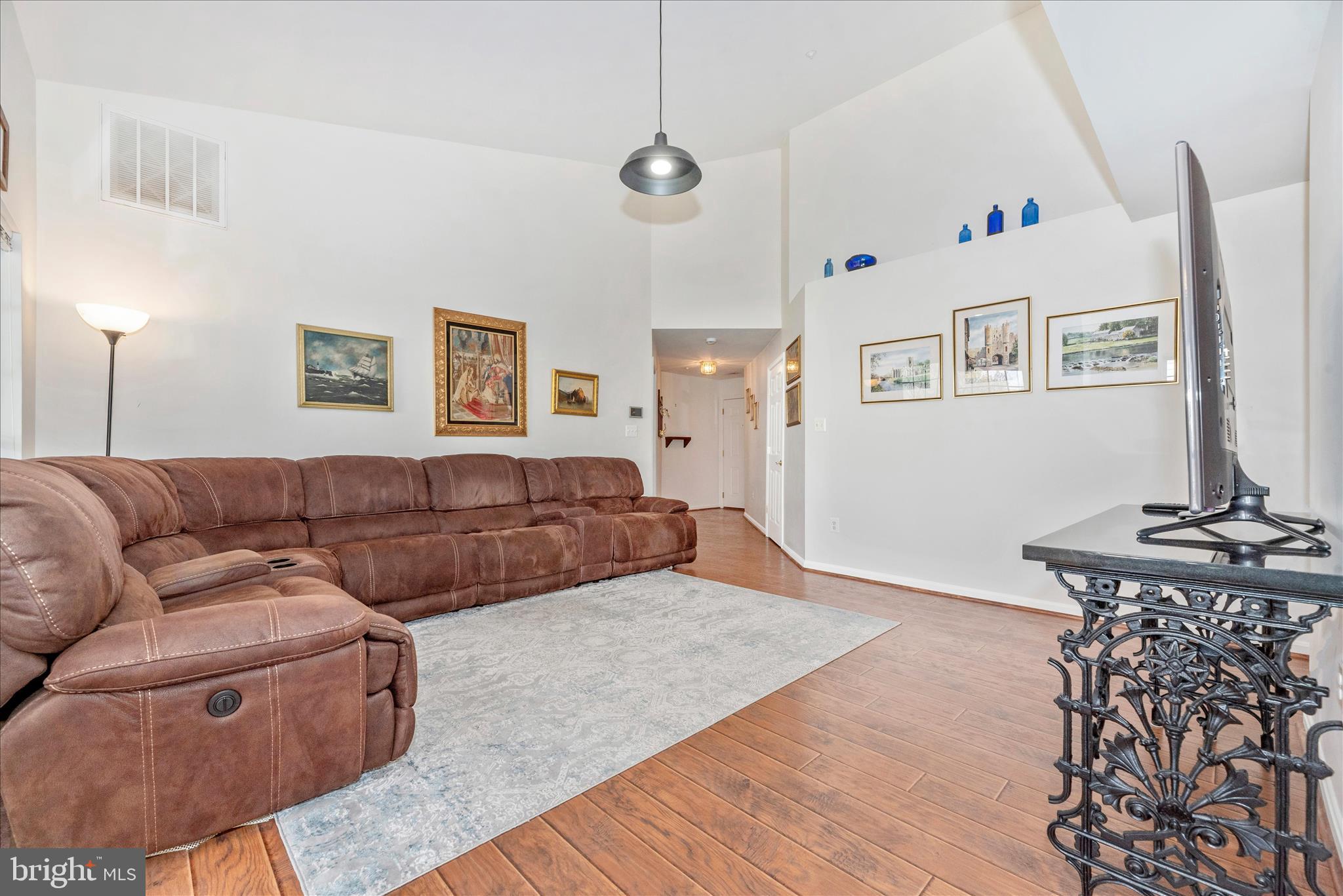 RIDGEVIEW - Residential