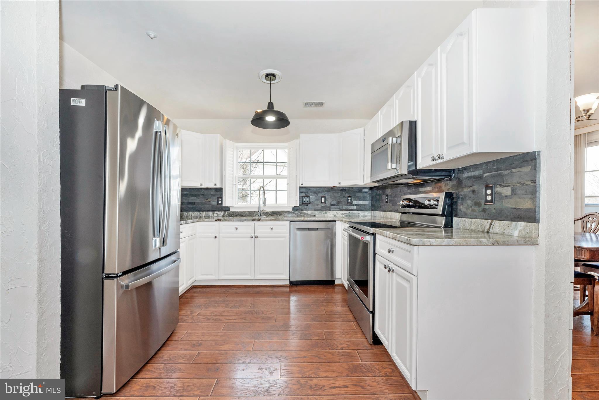 RIDGEVIEW - Residential