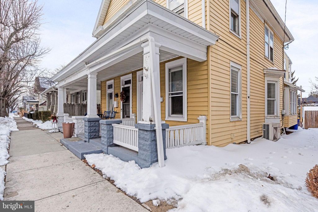 Photo of 430 W Simpson Street, MECHANICSBURG, PA 17055 (MLS # PACB2050402)