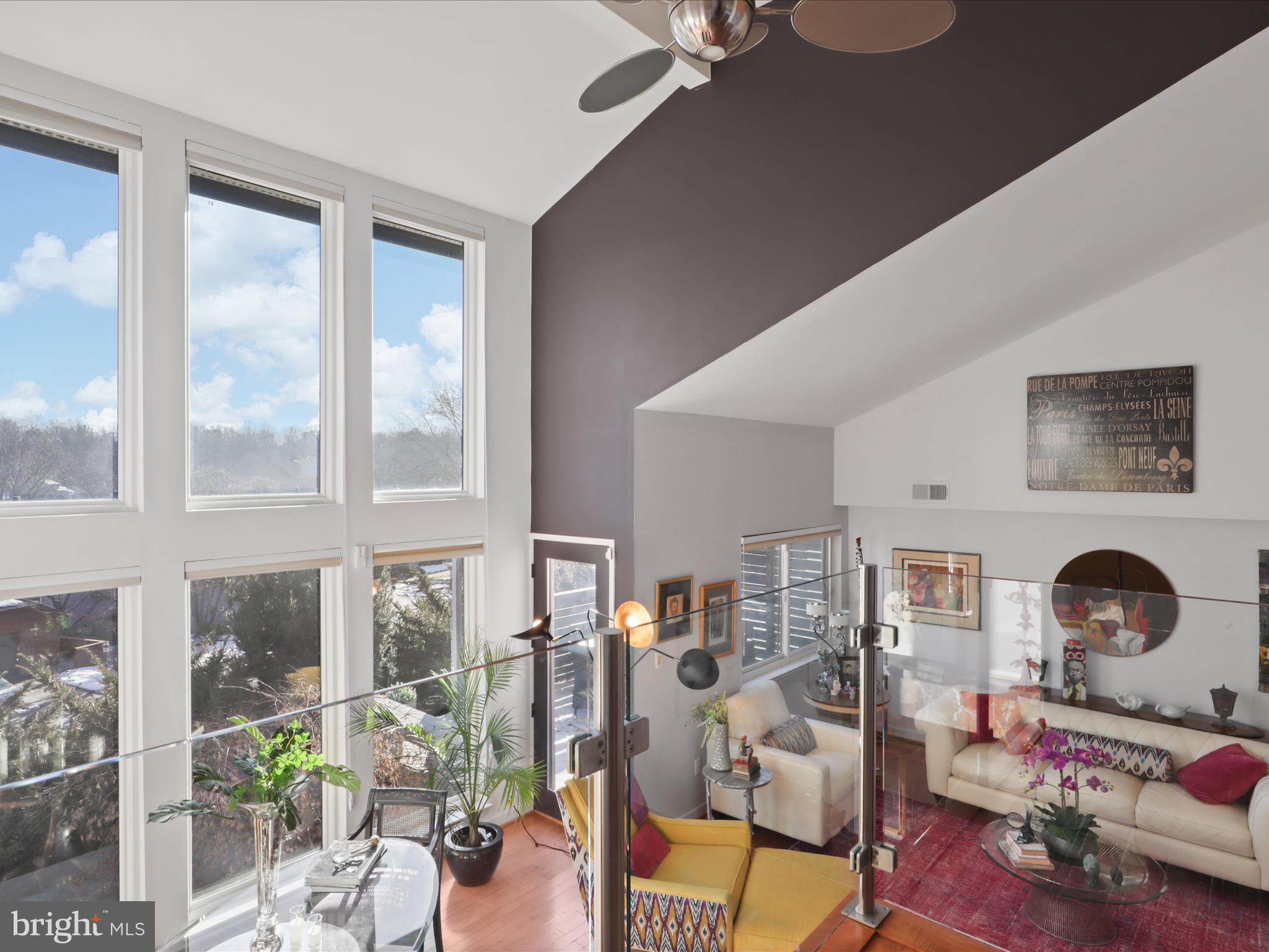 RESTON - Residential