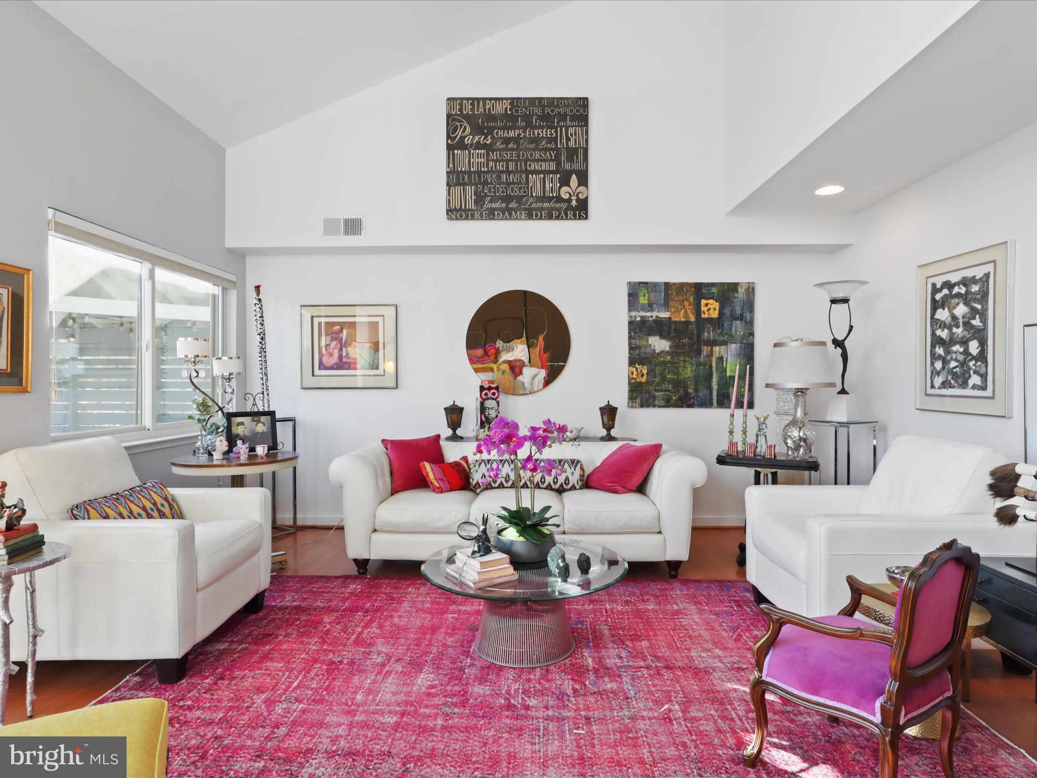 RESTON - Residential