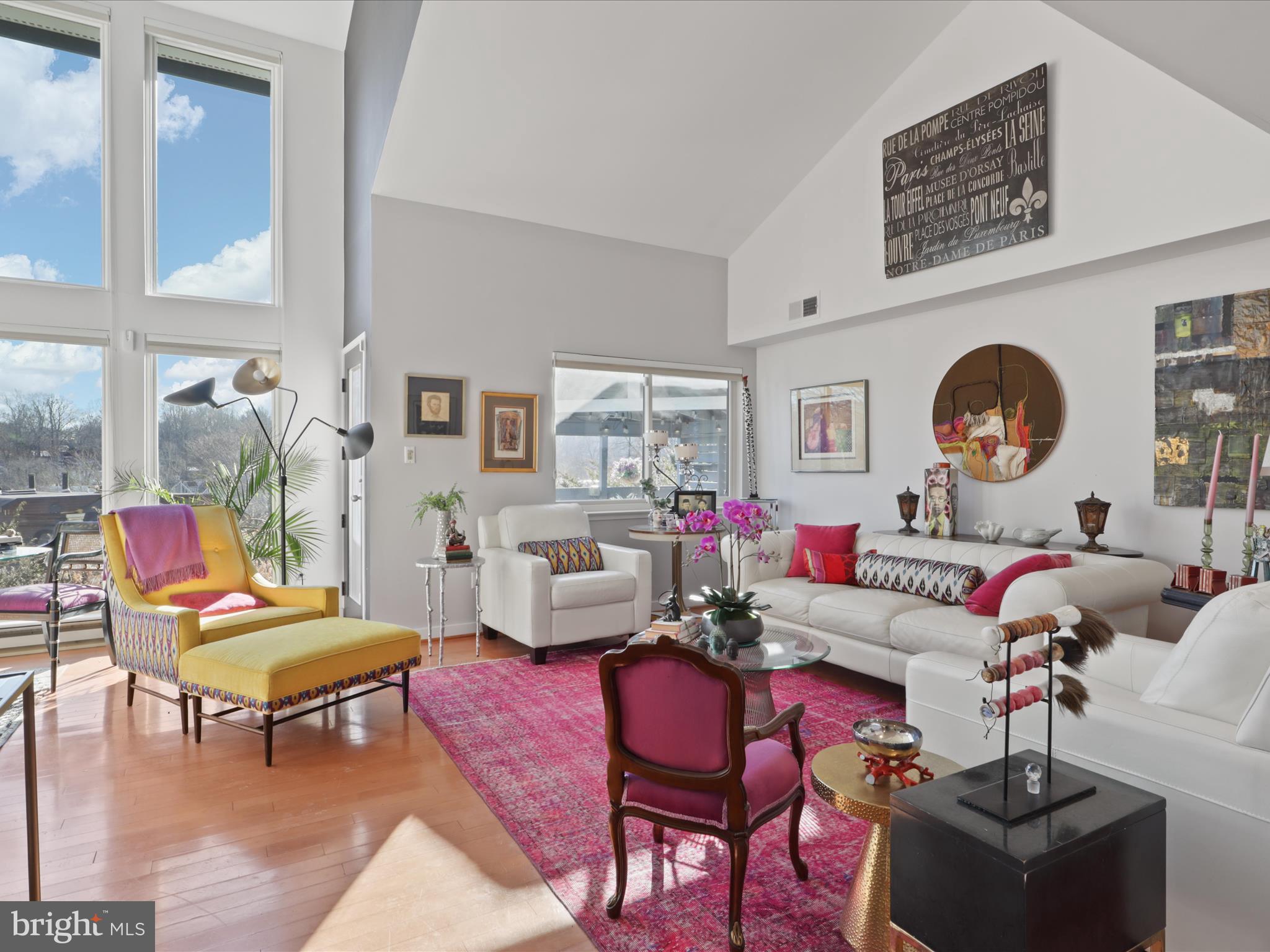 RESTON - Residential