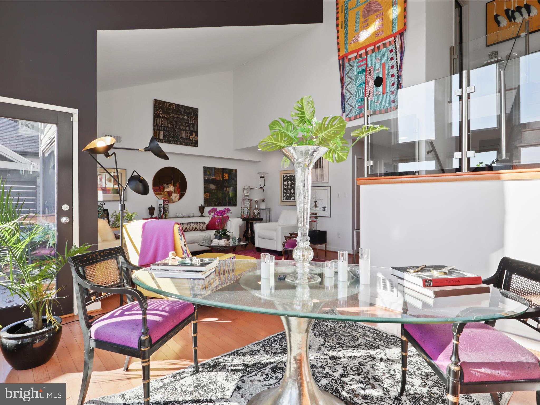 RESTON - Residential