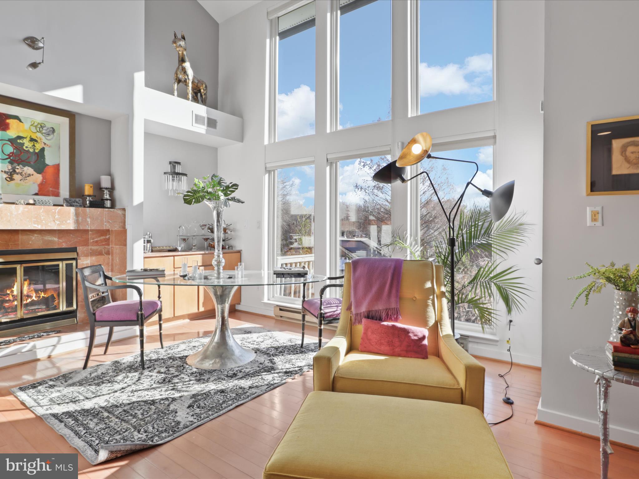 RESTON - Residential