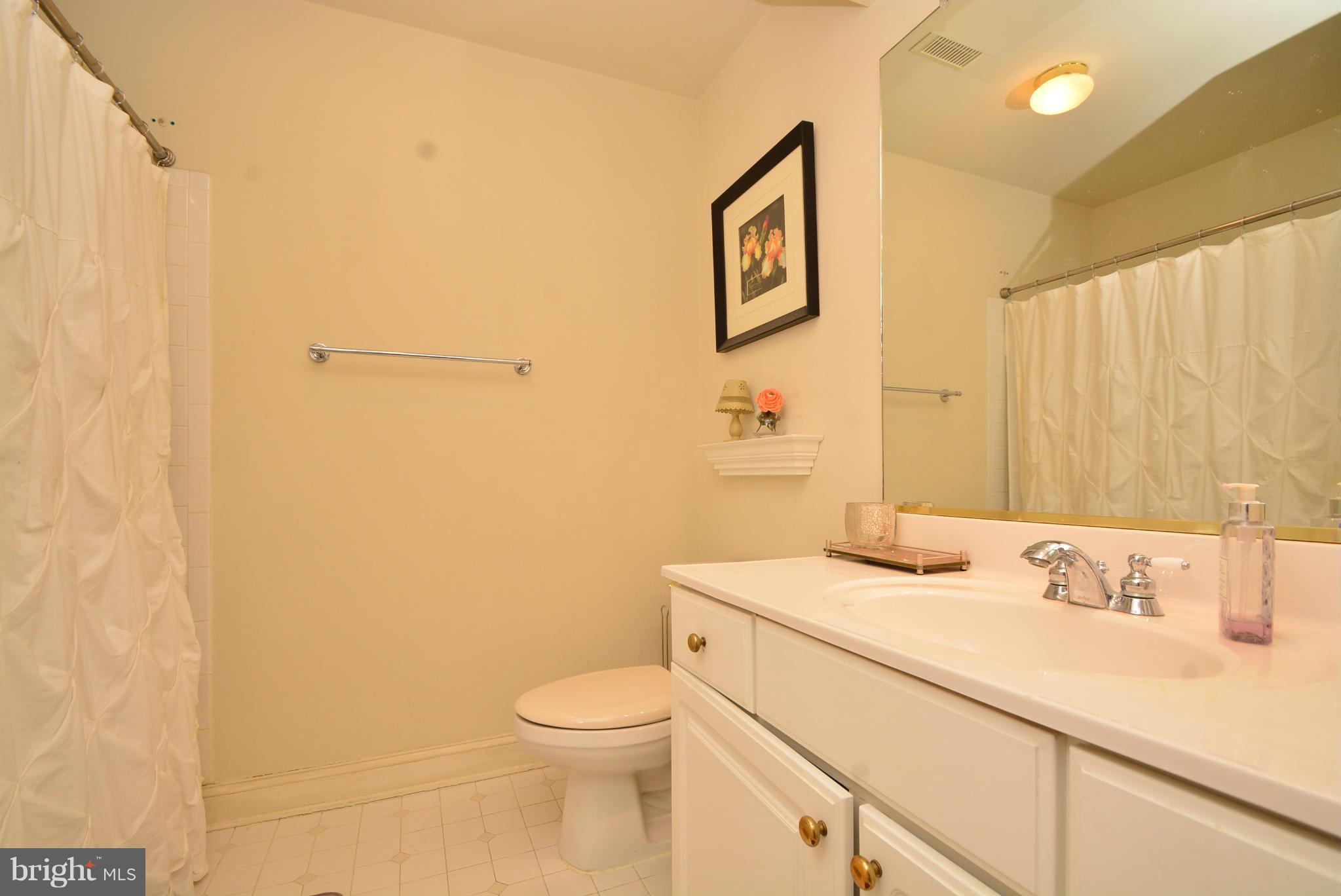 PERRY HALL FARMS - Residential