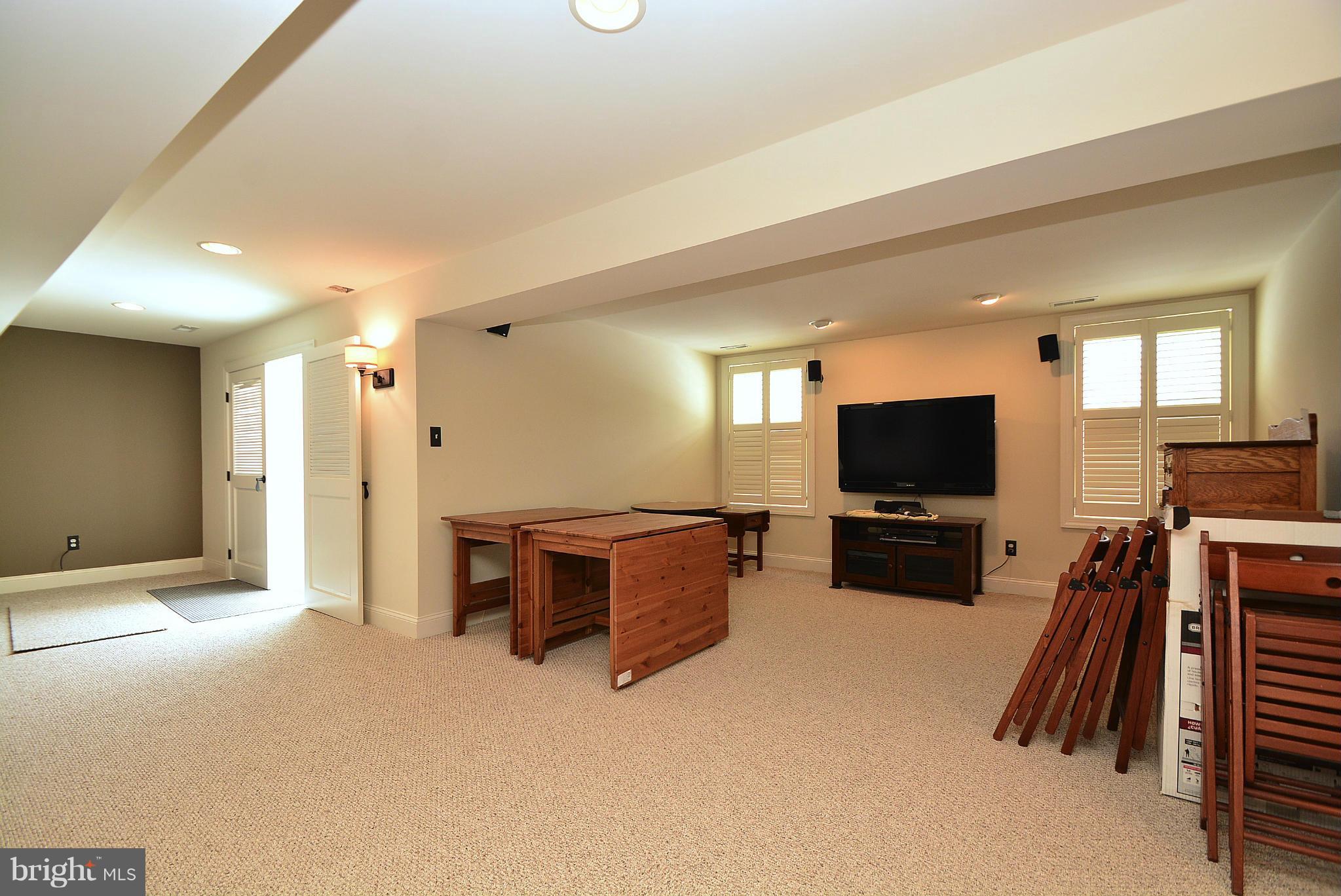 PERRY HALL FARMS - Residential