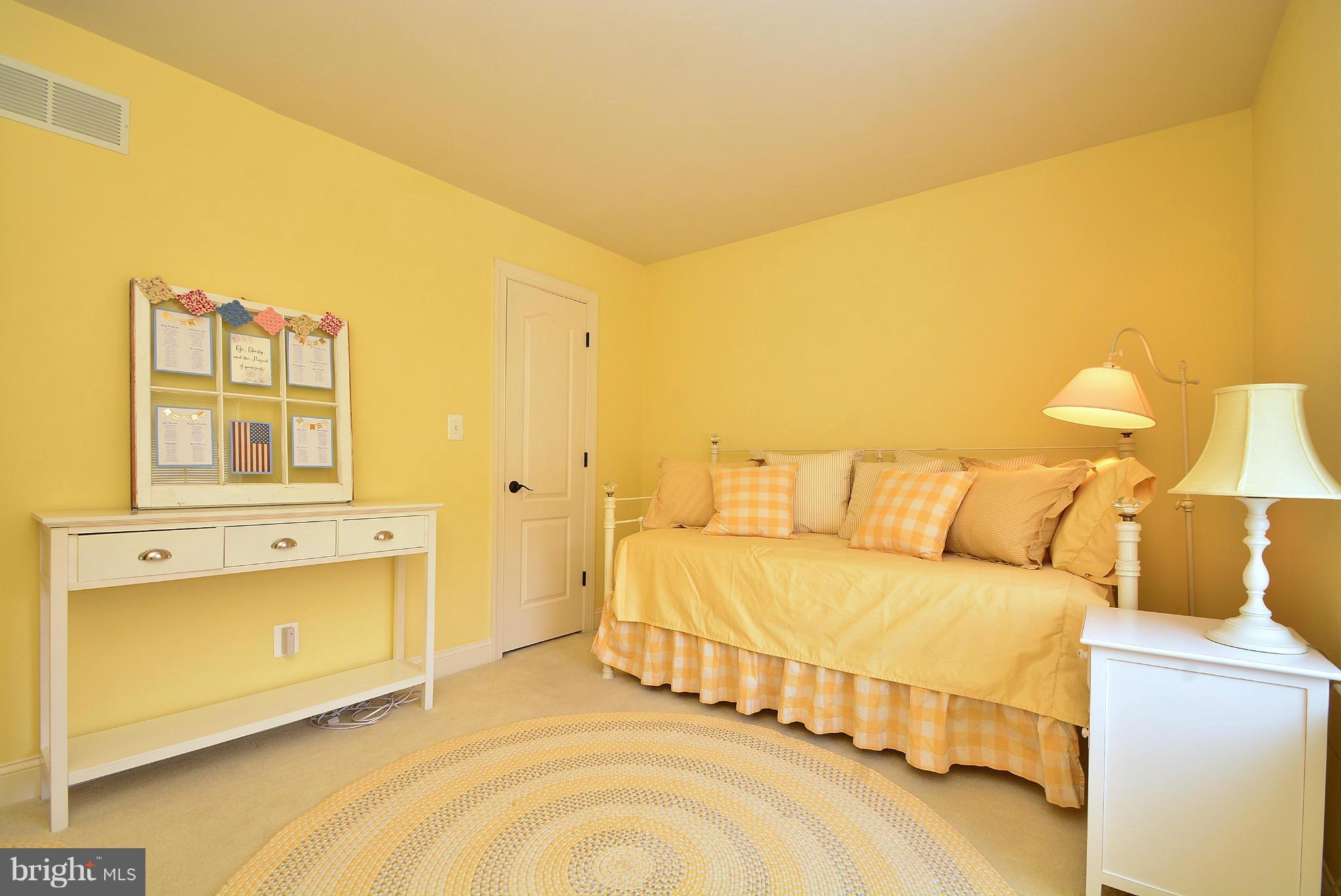 PERRY HALL FARMS - Residential