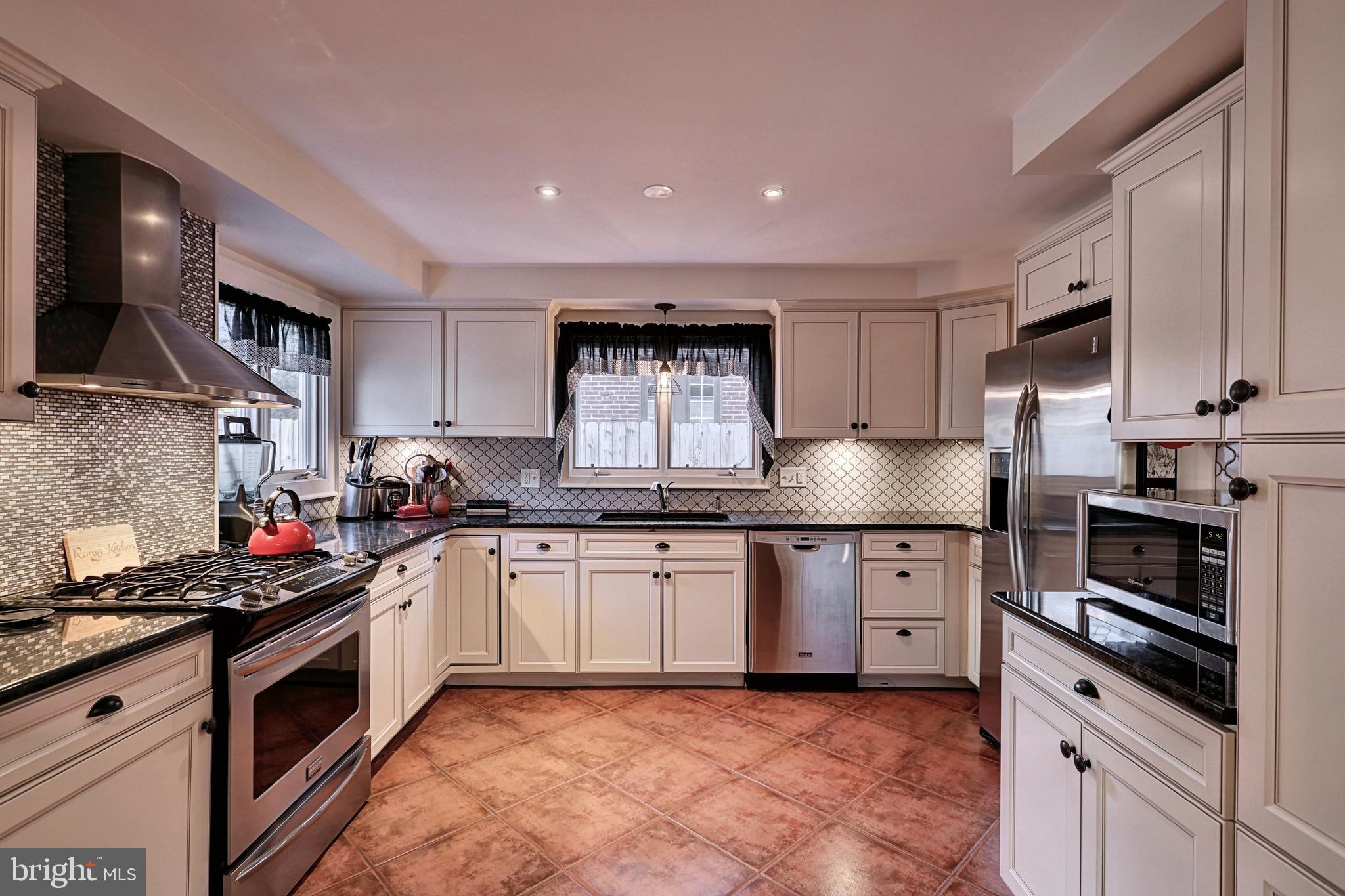 SPRINGDALE - Residential