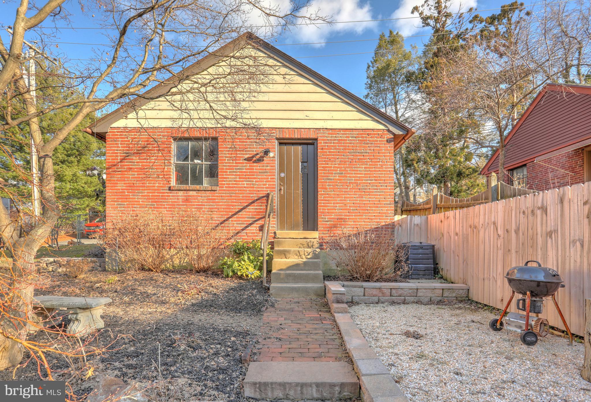 SPRINGDALE - Residential