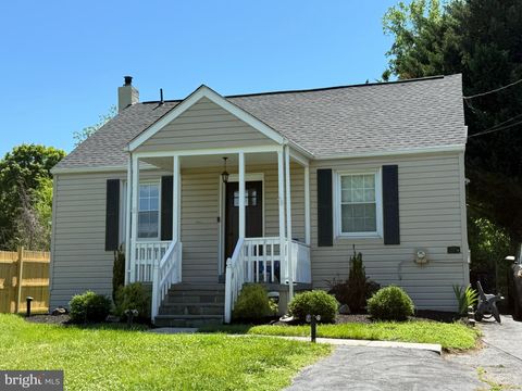 Homes For Sale - 1429 Front Avenue<br/> LUTHERVILLE TIMONIUM, MD 21093