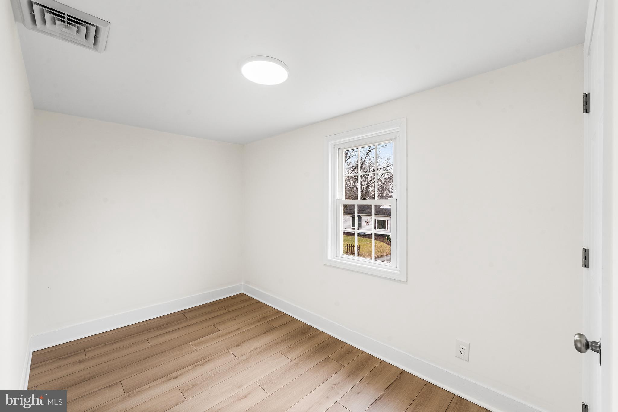 CHURCH HILL - Residential