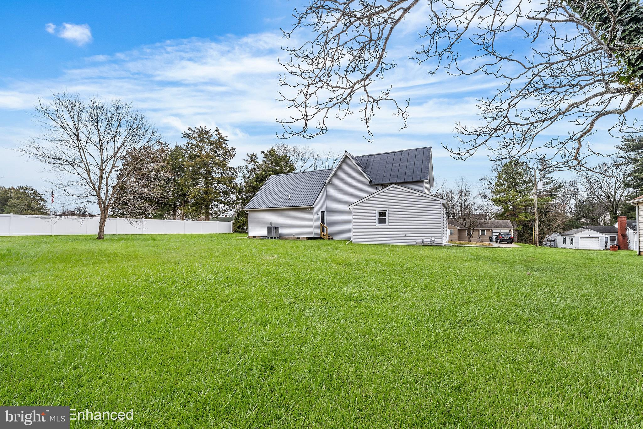 CHURCH HILL - Residential