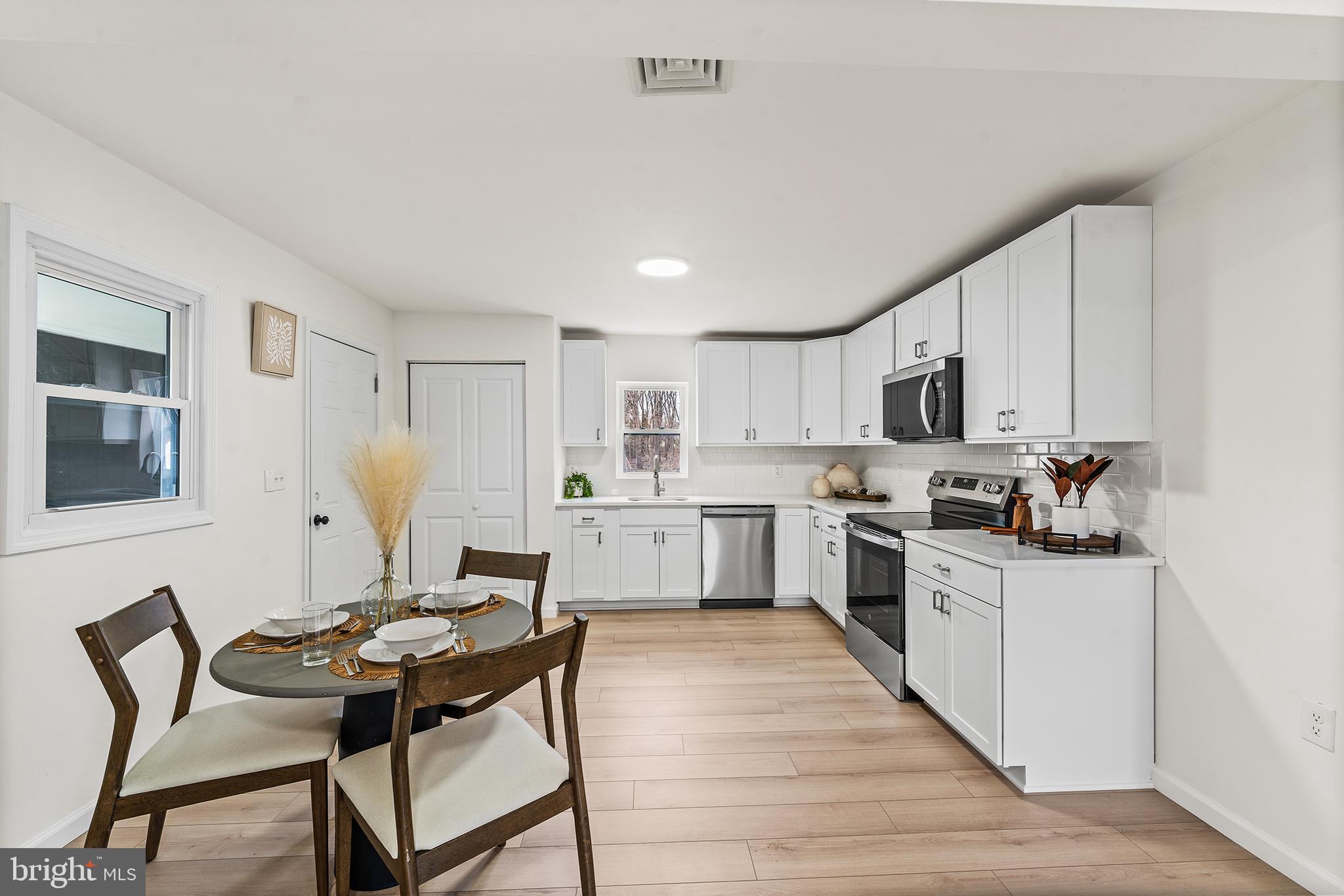 CHURCH HILL - Residential